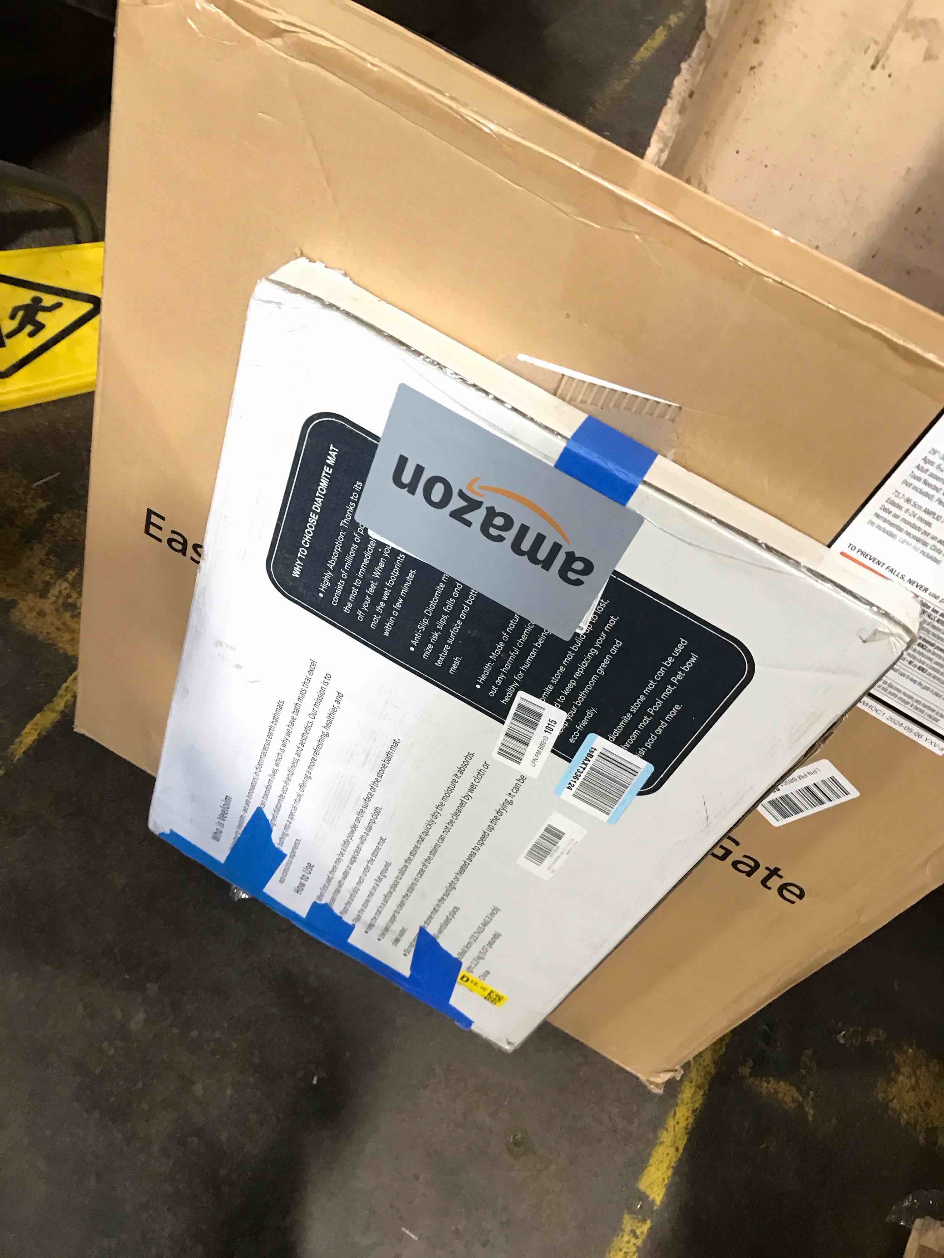 https://s3.amazonaws.com/lotting-images-prod/bidfta/GRA1618559_1732632279067.jpeg