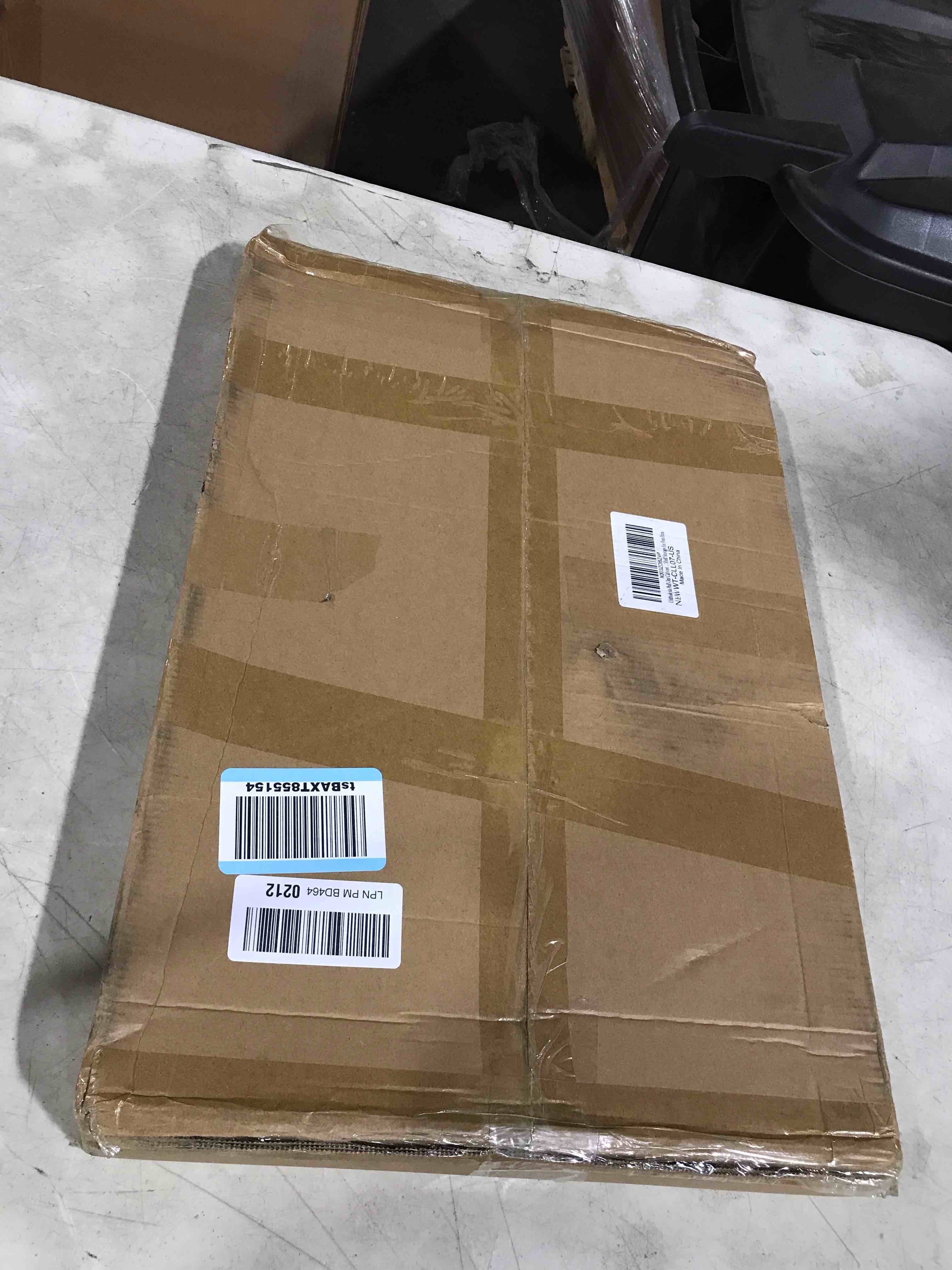 https://s3.amazonaws.com/lotting-images-prod/bidfta/GRA1619075_1732733951825.jpeg
