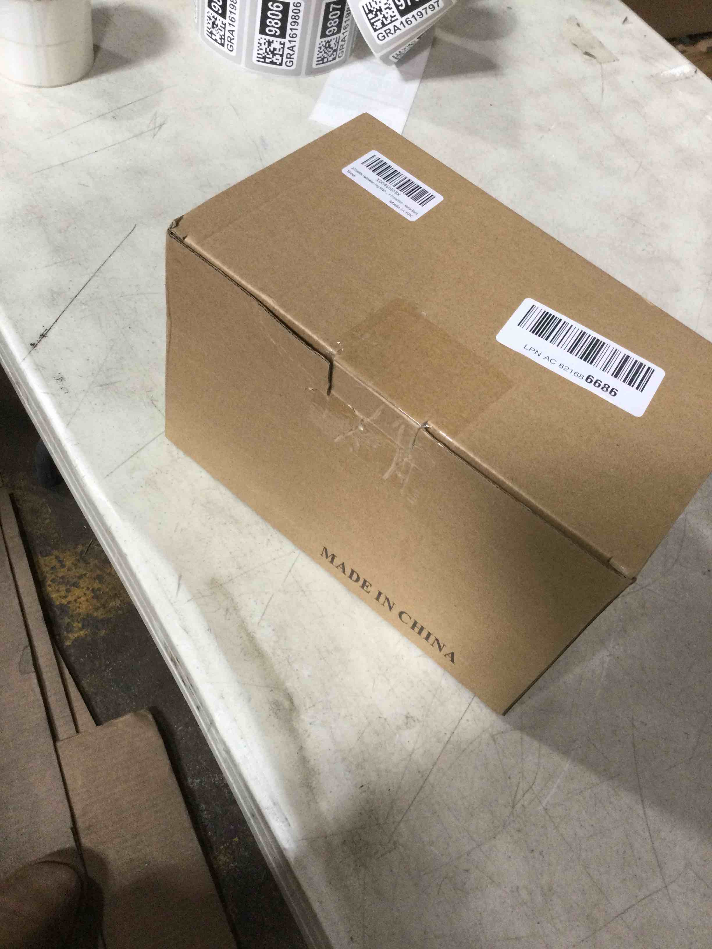 https://s3.amazonaws.com/lotting-images-prod/bidfta/GRA1619772_1733158164400.jpeg