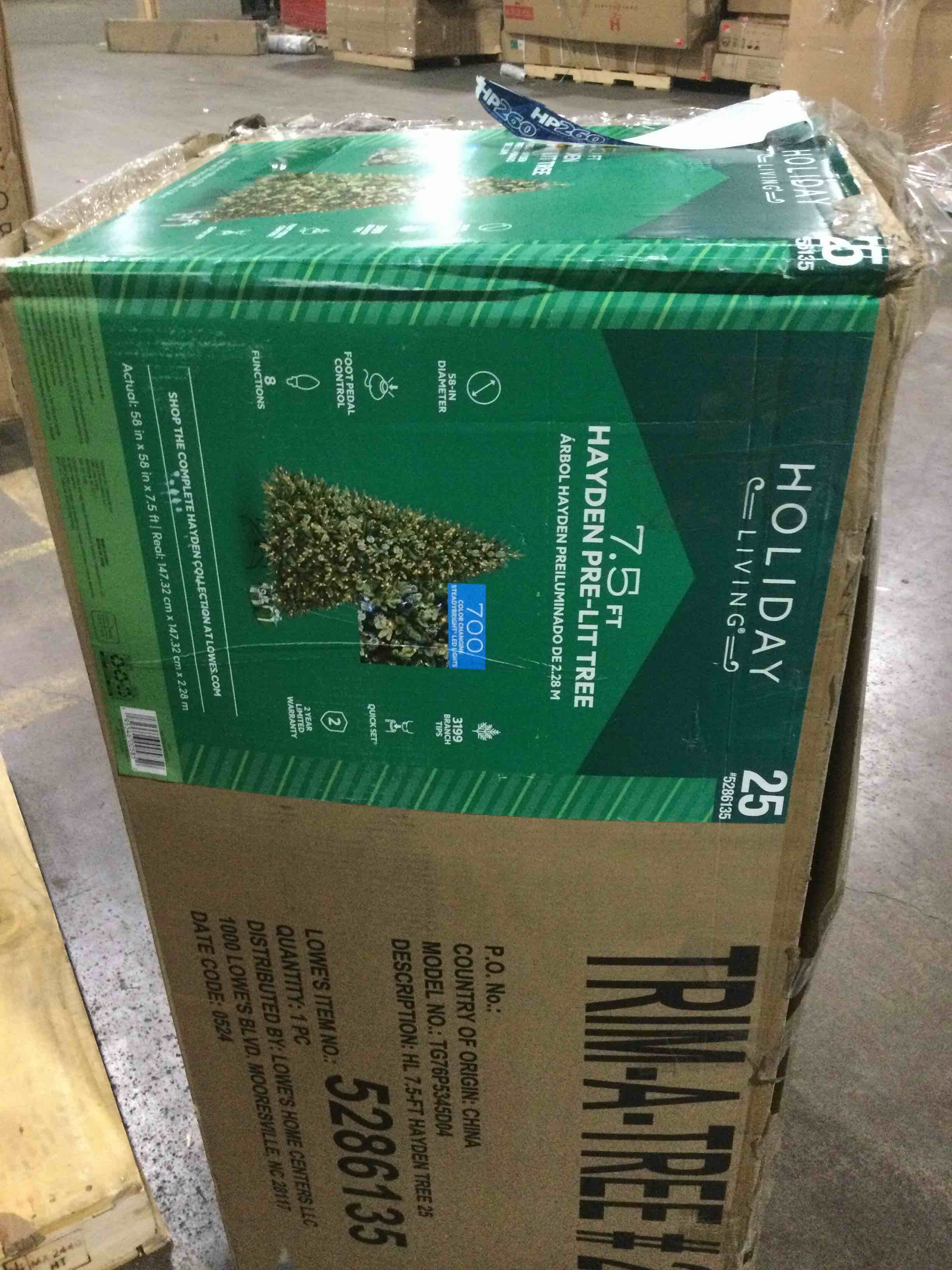 holiday living 7.5 ft Hayden pre lit tree