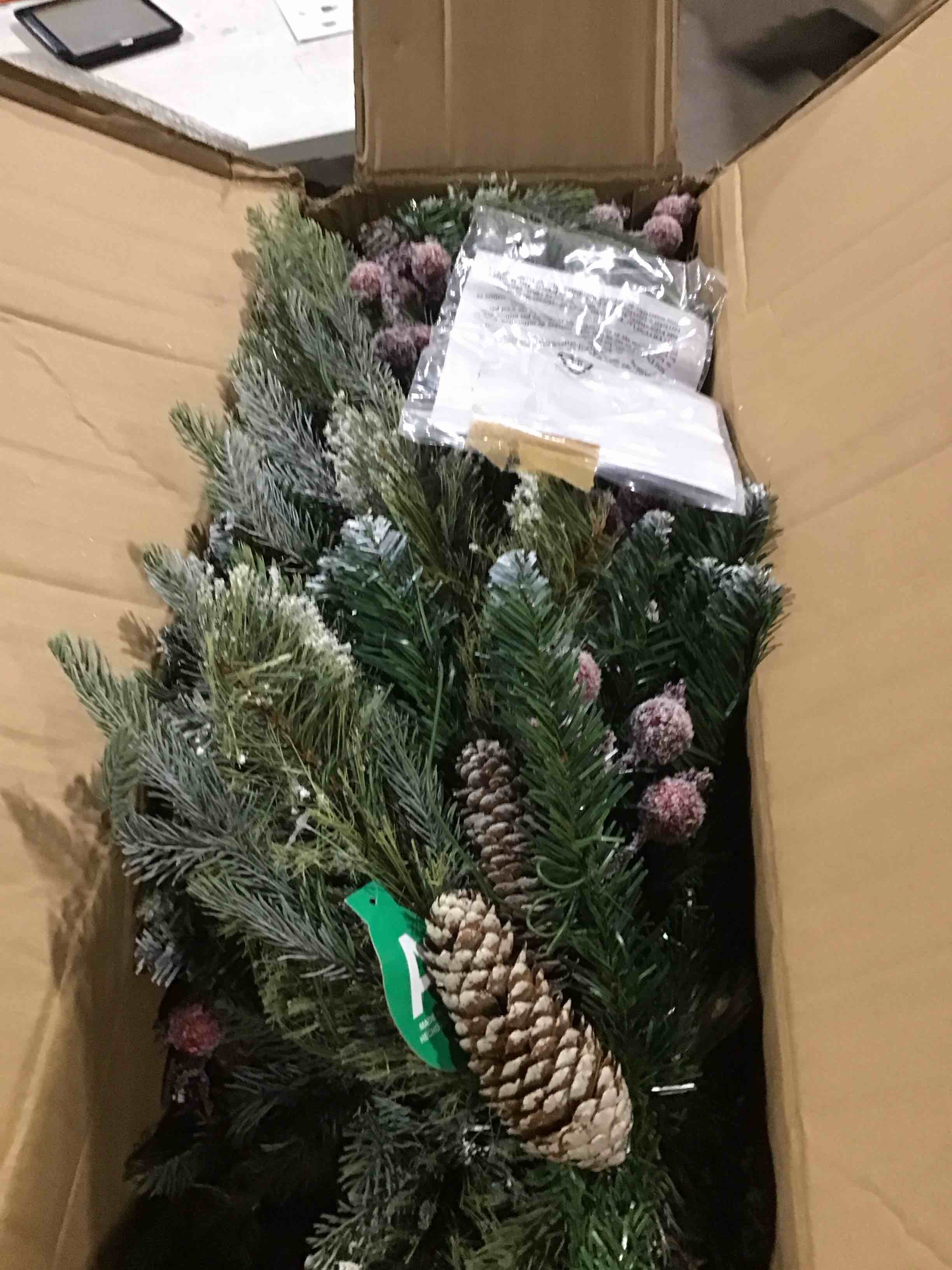 holiday living pre lit tree 4.5 ft