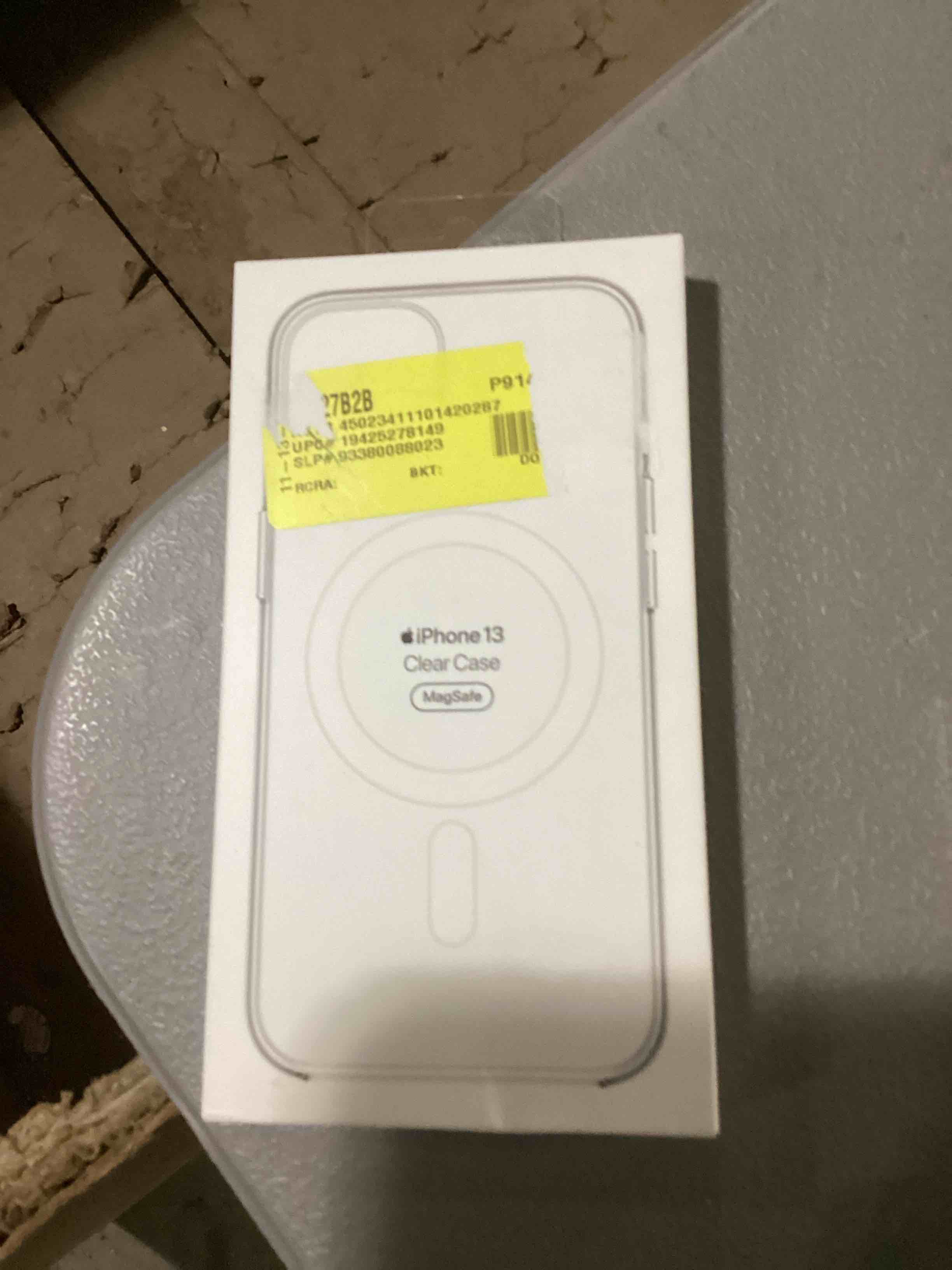 https://s3.amazonaws.com/lotting-images-prod/bidfta/GRA1624022_1743440283987.jpeg