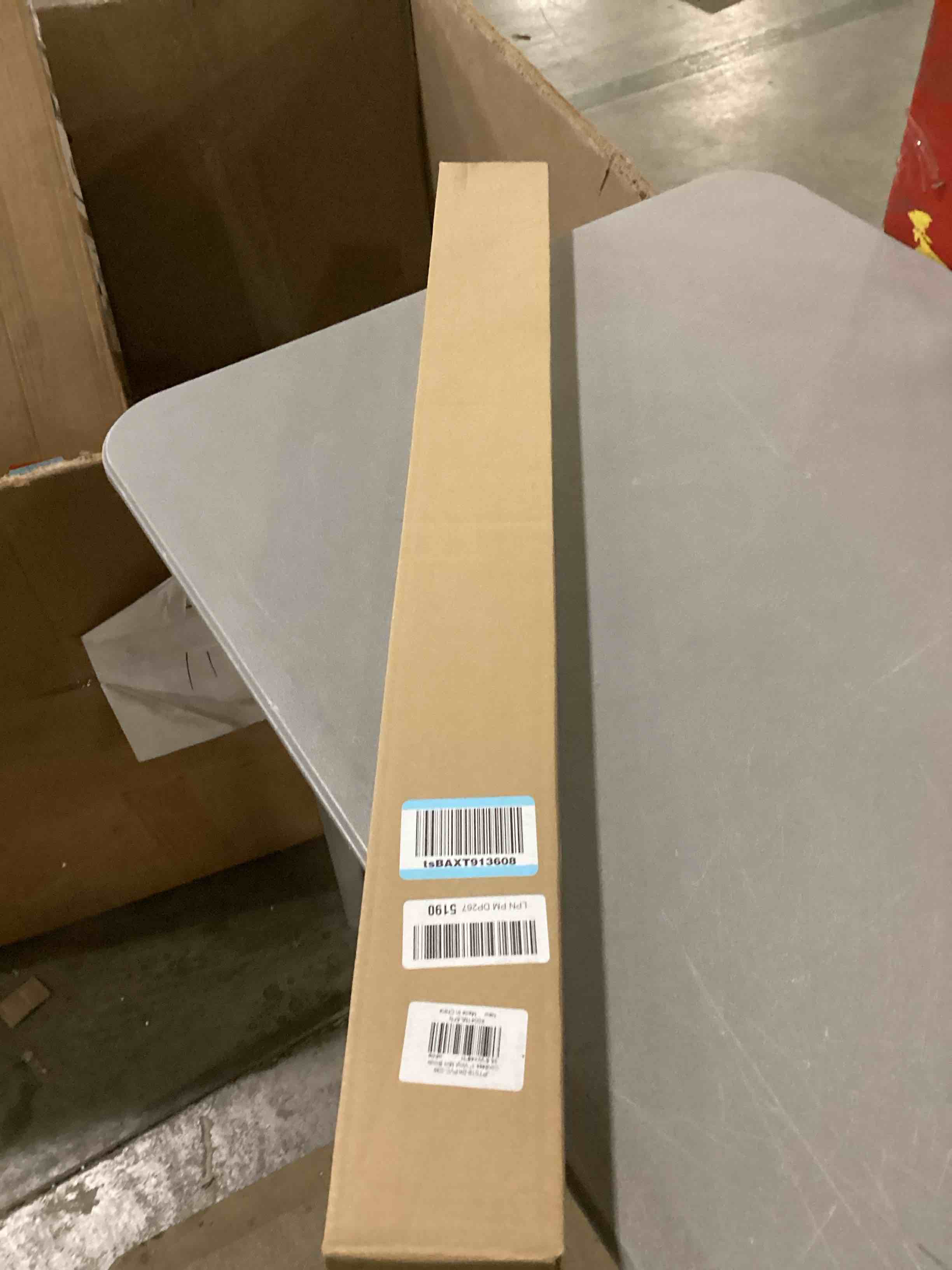 https://s3.amazonaws.com/lotting-images-prod/bidfta/GRA1624354_1743598413238.jpeg