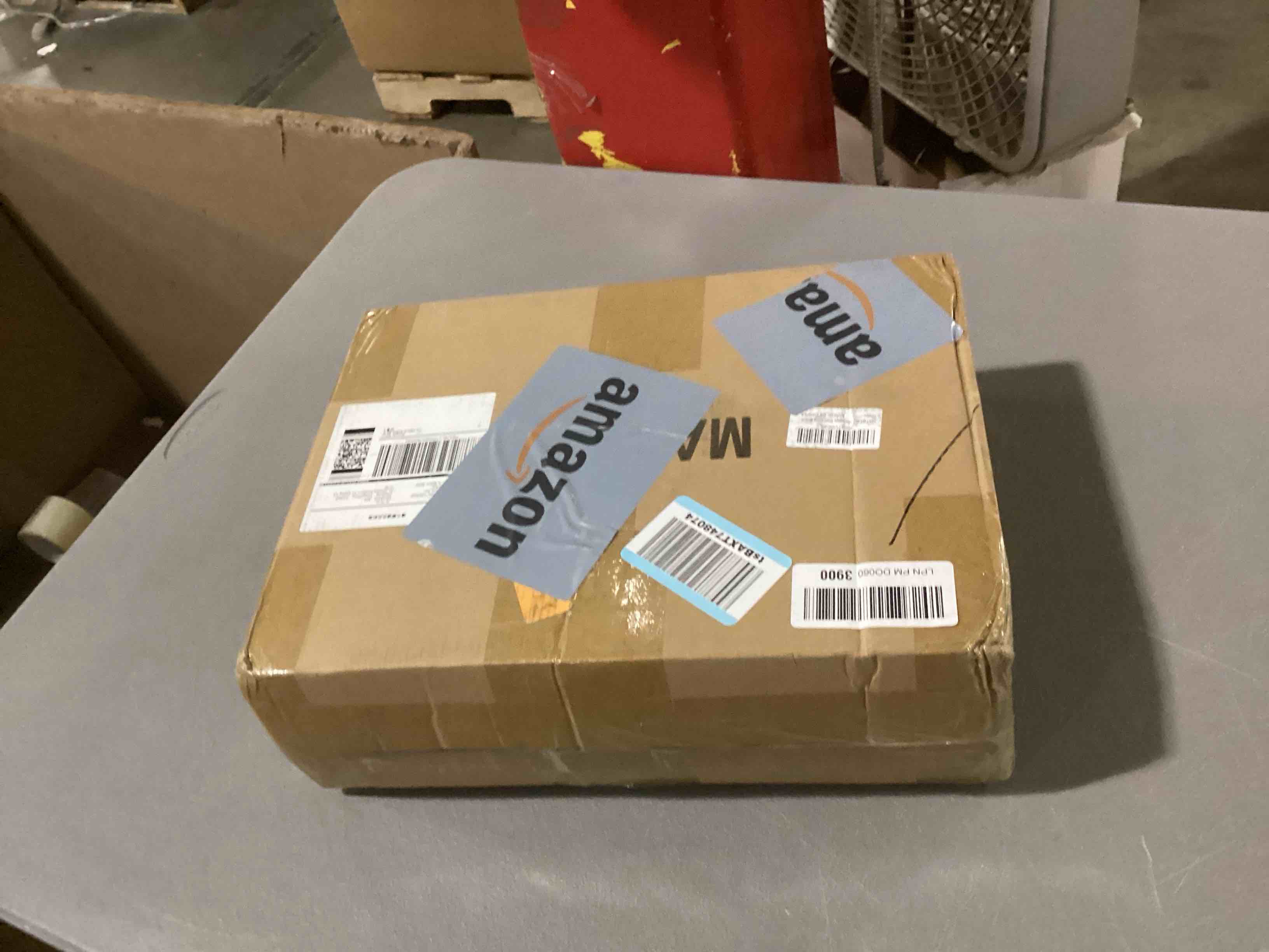 https://s3.amazonaws.com/lotting-images-prod/bidfta/GRA1624367_1743600524294.jpeg
