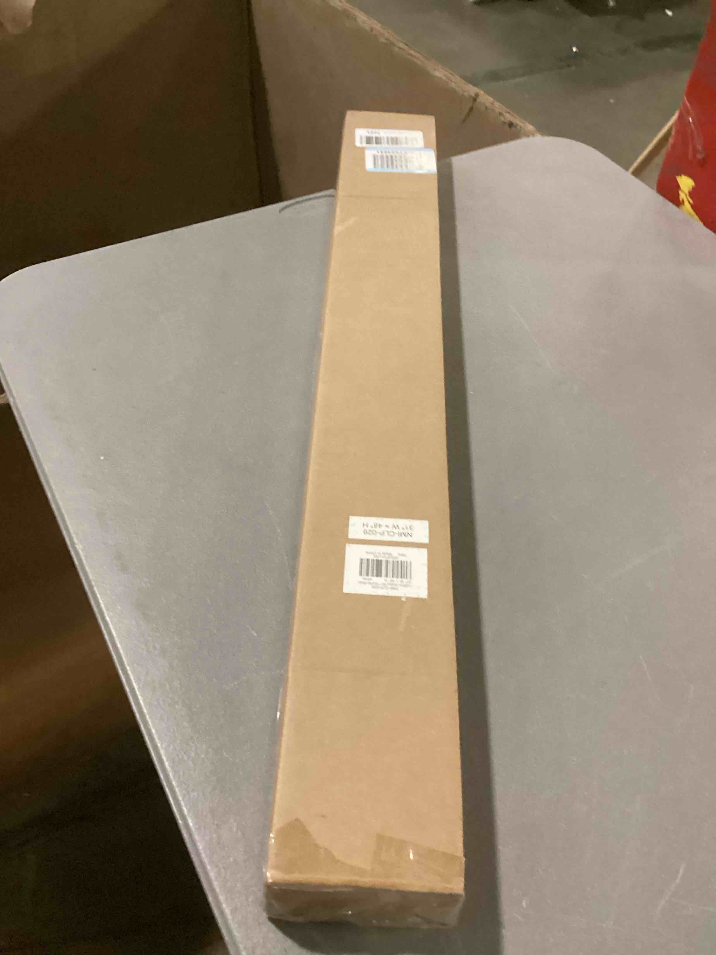 https://s3.amazonaws.com/lotting-images-prod/bidfta/GRA1624667_1743771403982.jpeg
