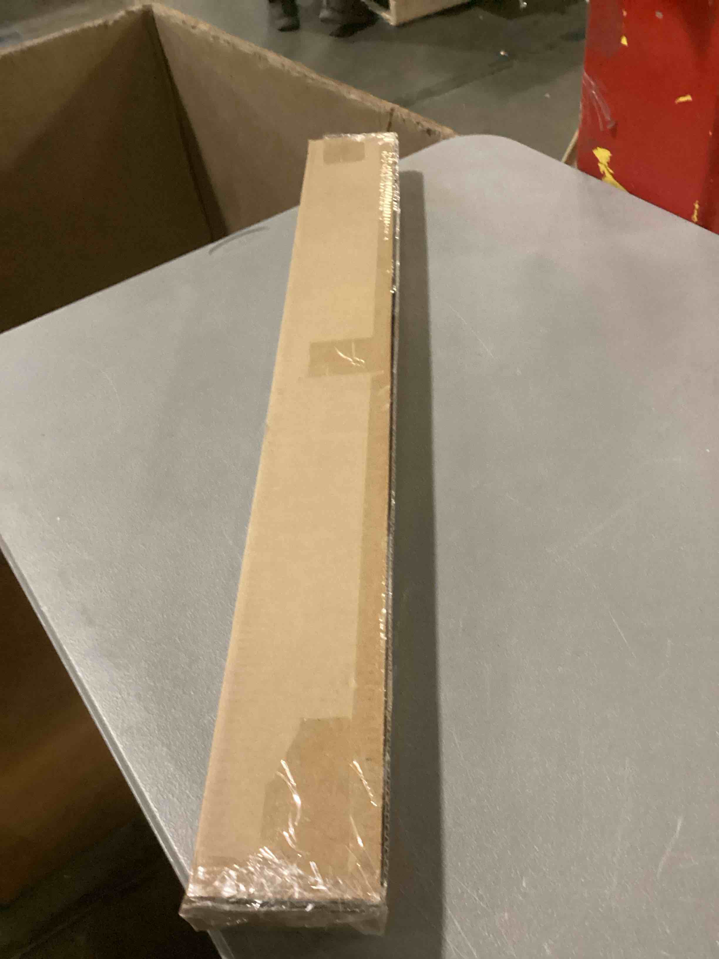 https://s3.amazonaws.com/lotting-images-prod/bidfta/GRA1624667_1743771408506.jpeg