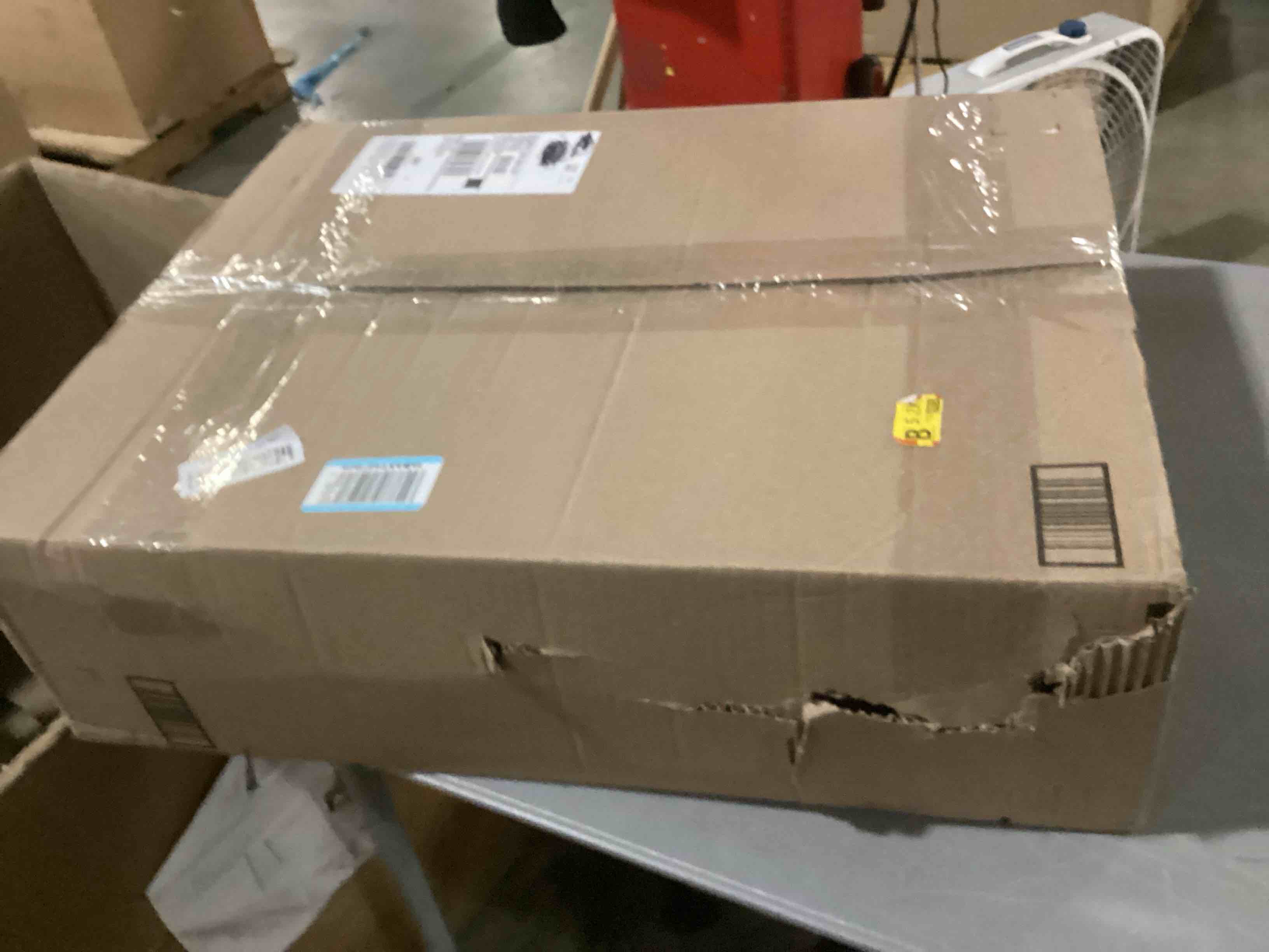 https://s3.amazonaws.com/lotting-images-prod/bidfta/GRA1624731_1743782385787.jpeg