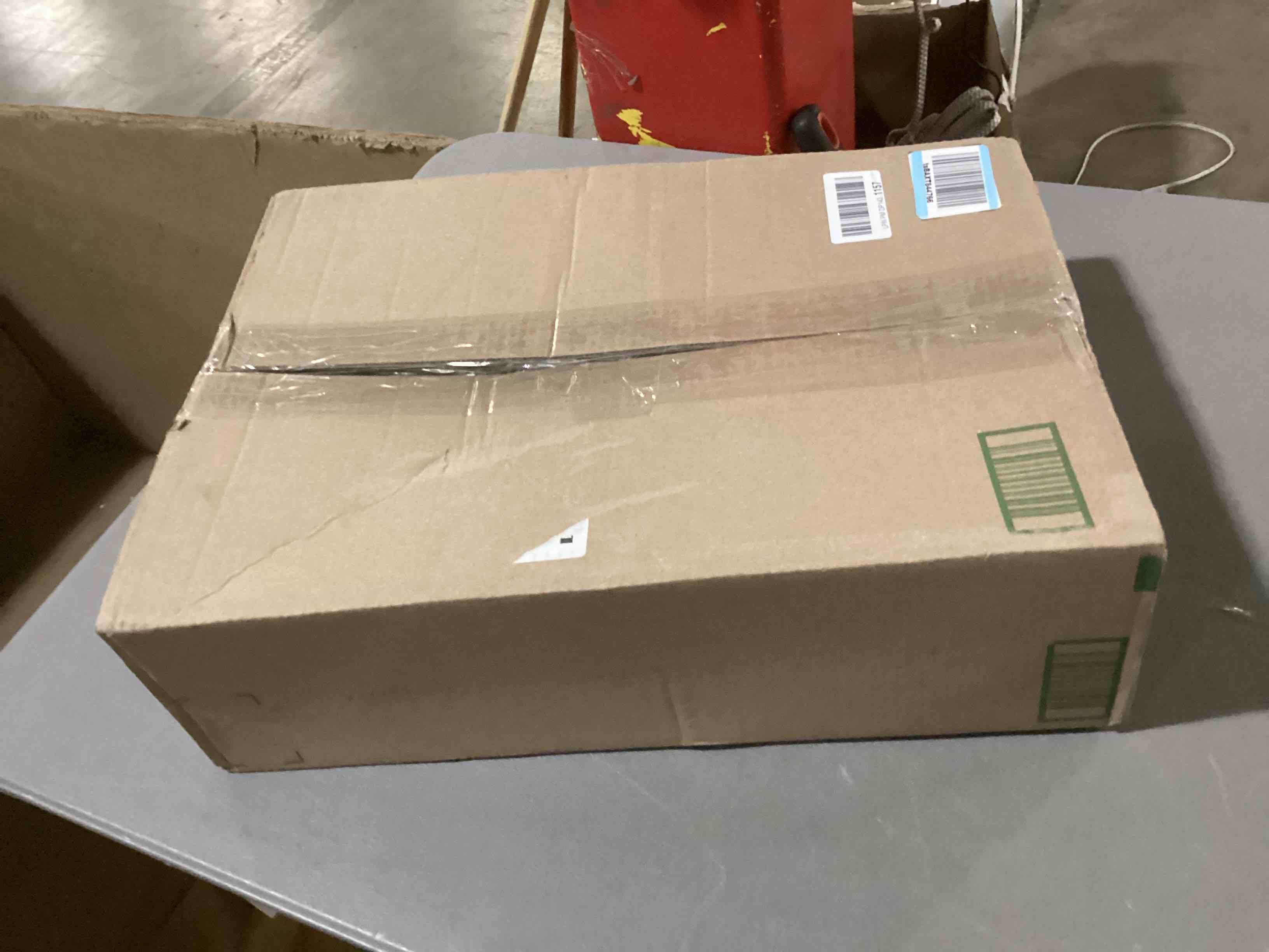 https://s3.amazonaws.com/lotting-images-prod/bidfta/GRA1624761_1743790788228.jpeg