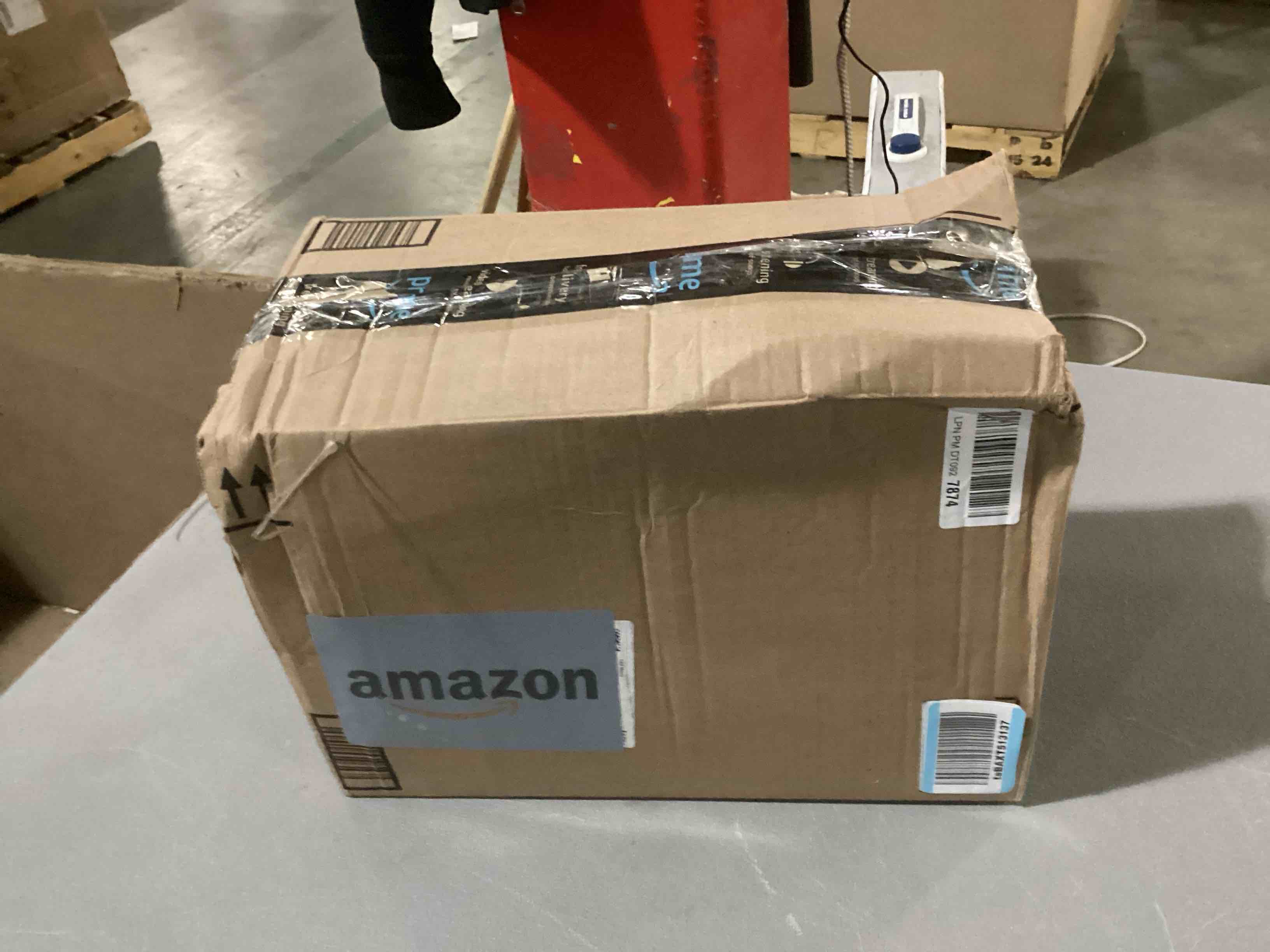 https://s3.amazonaws.com/lotting-images-prod/bidfta/GRA1624779_1743792525119.jpeg