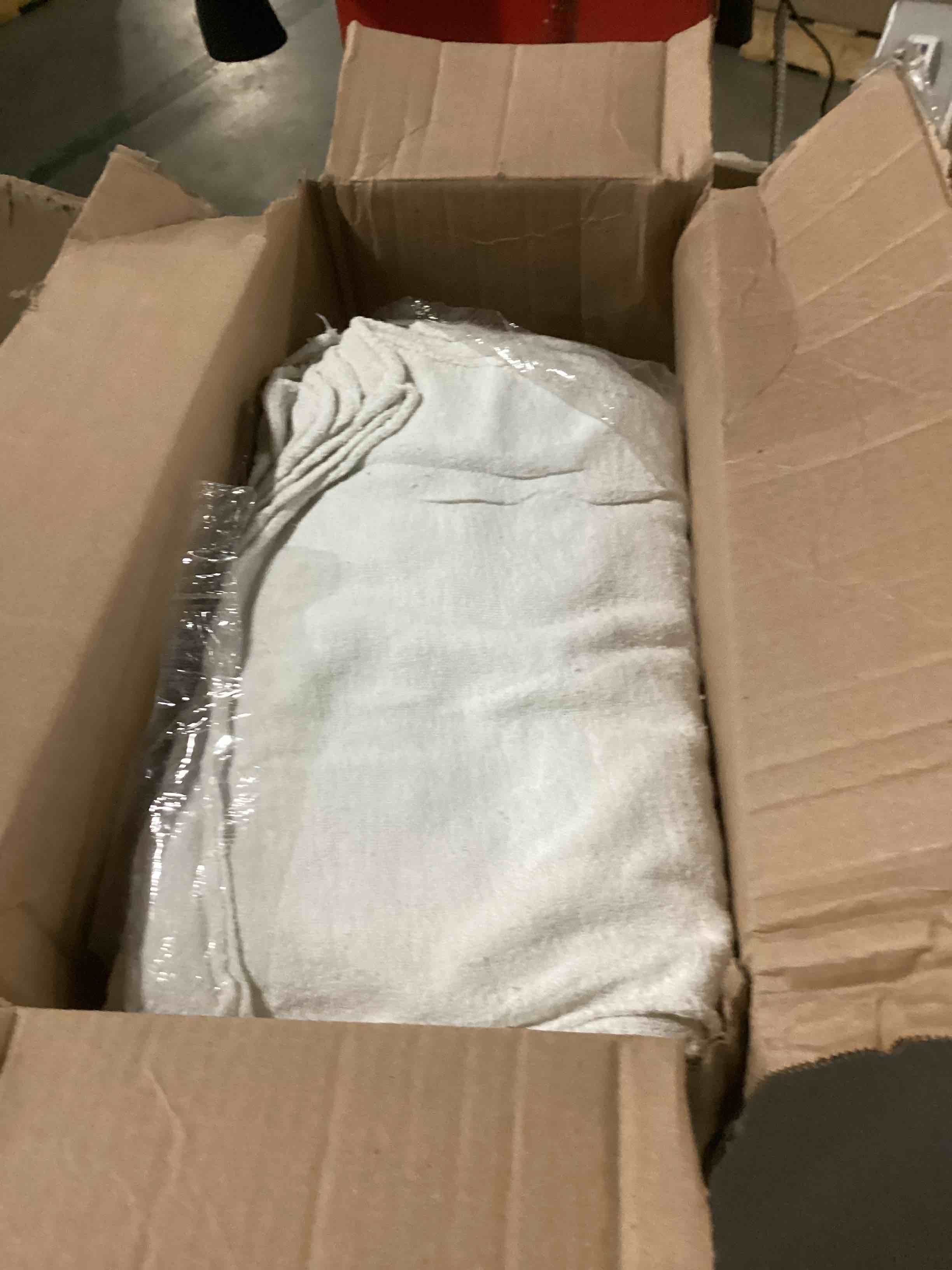https://s3.amazonaws.com/lotting-images-prod/bidfta/GRA1624779_1743792542987.jpeg