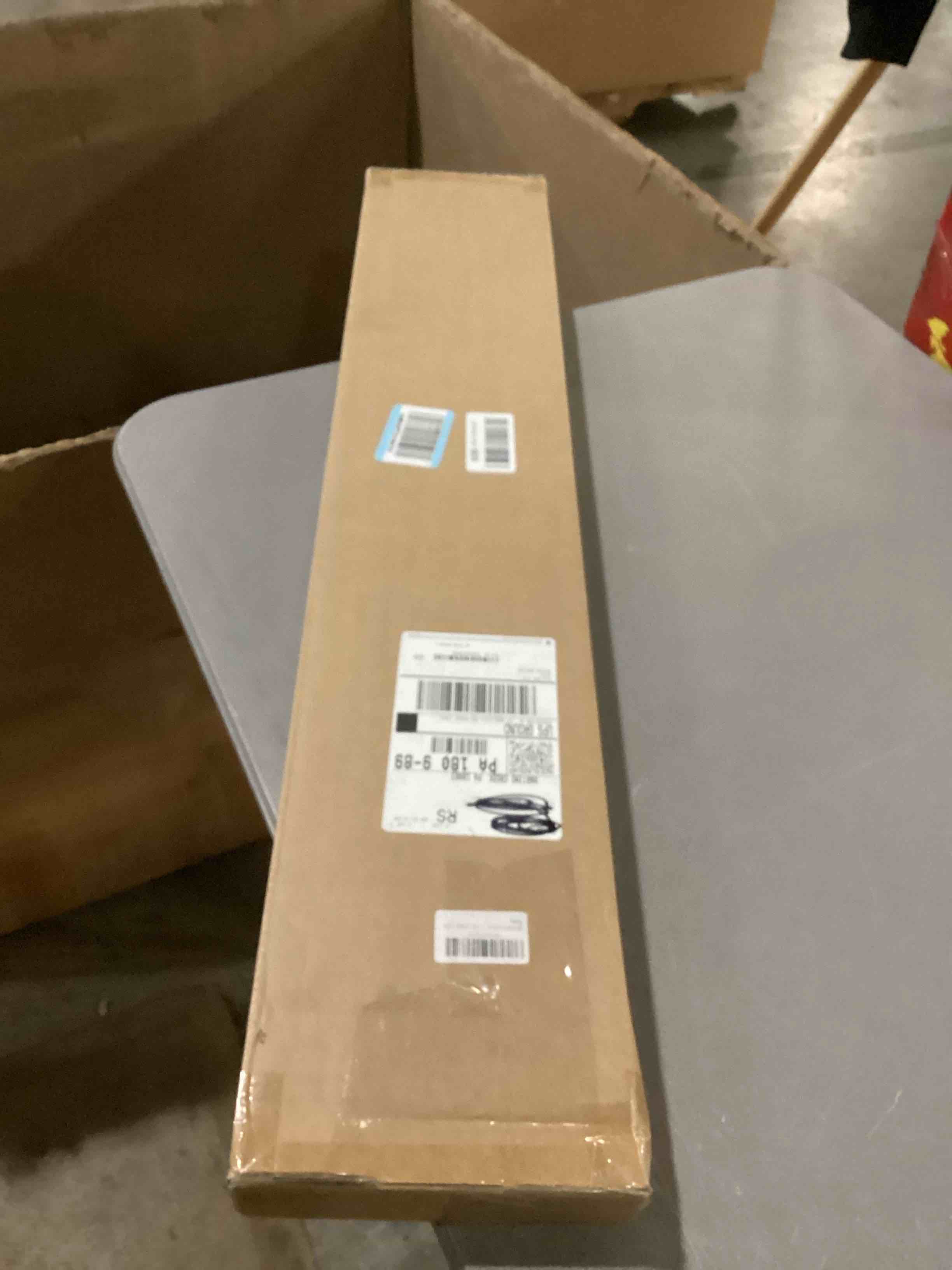 https://s3.amazonaws.com/lotting-images-prod/bidfta/GRA1624809_1744025163086.jpeg
