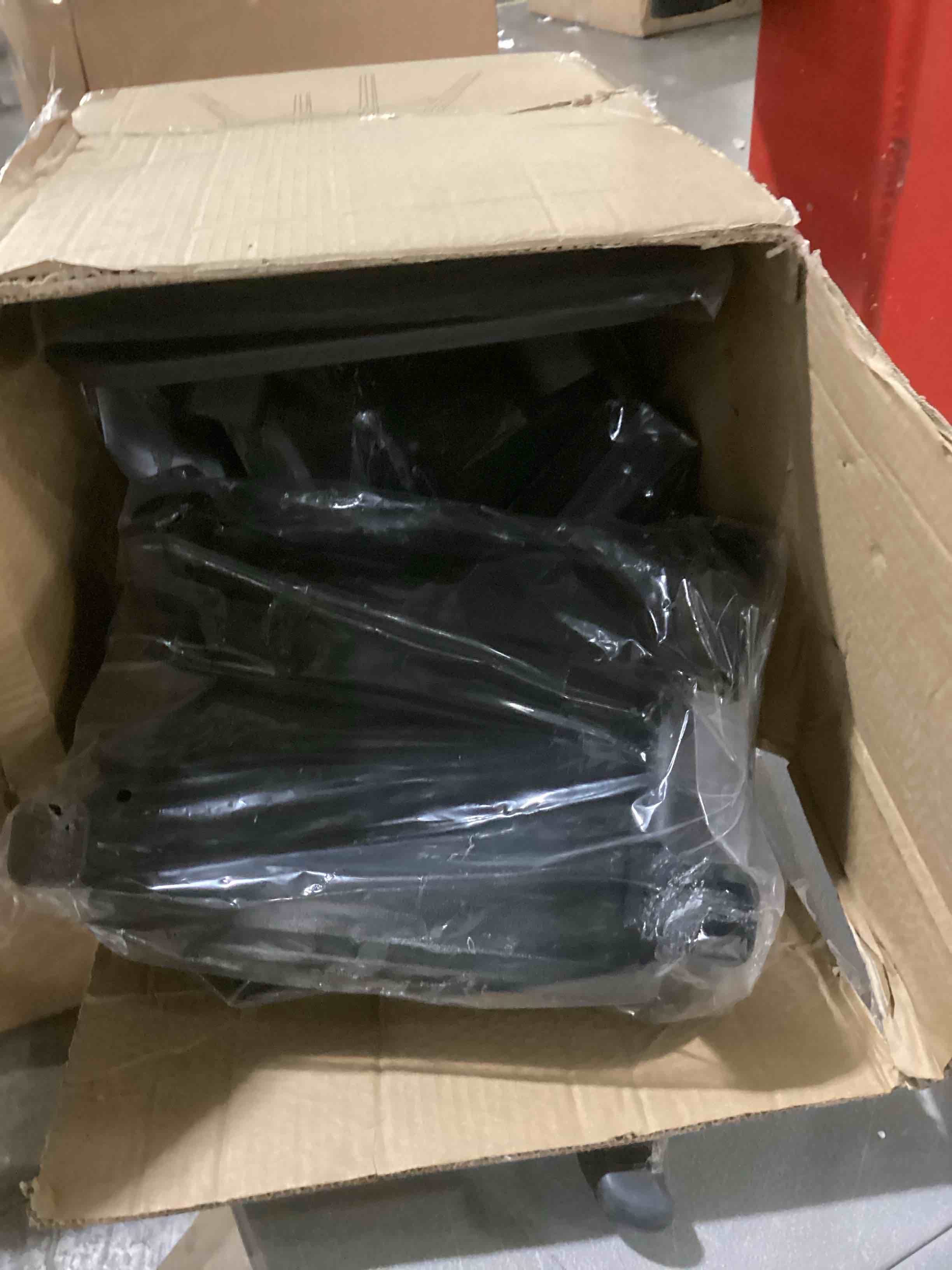 https://s3.amazonaws.com/lotting-images-prod/bidfta/GRA1625276_1744222846600.jpeg