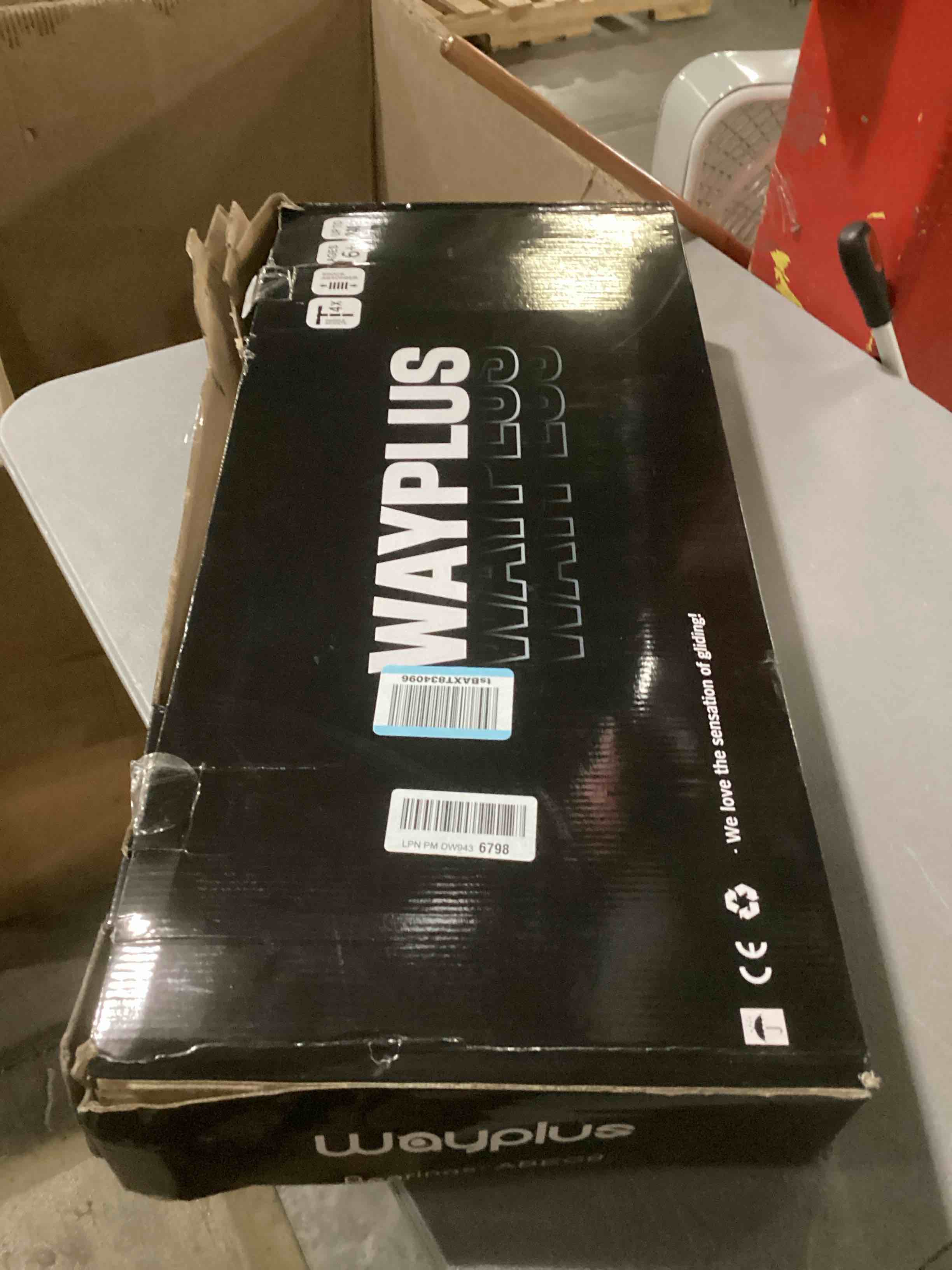 https://s3.amazonaws.com/lotting-images-prod/bidfta/GRA1625307_1744283278420.jpeg