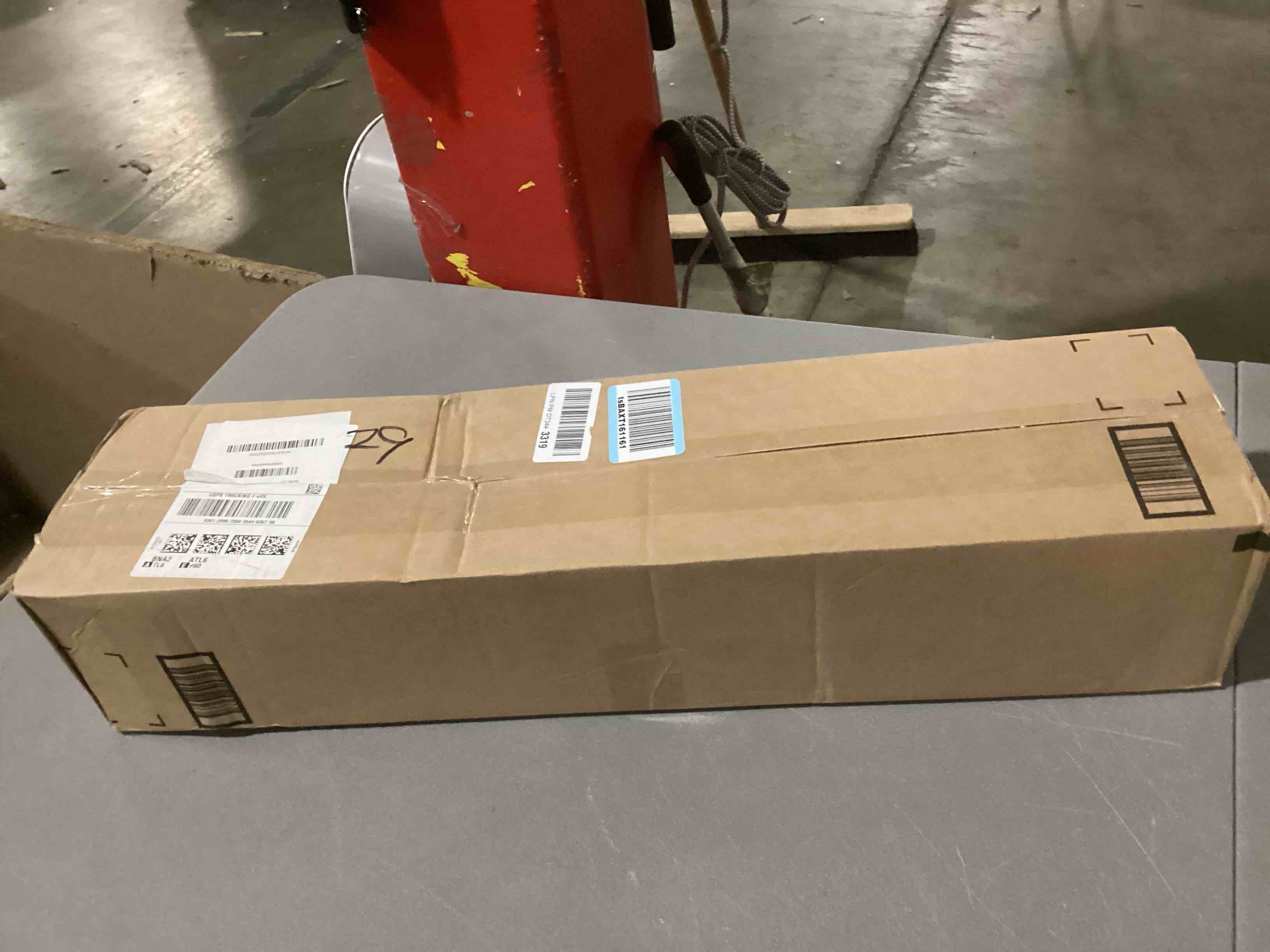 https://s3.amazonaws.com/lotting-images-prod/bidfta/GRA1625412_1744310429091.jpeg
