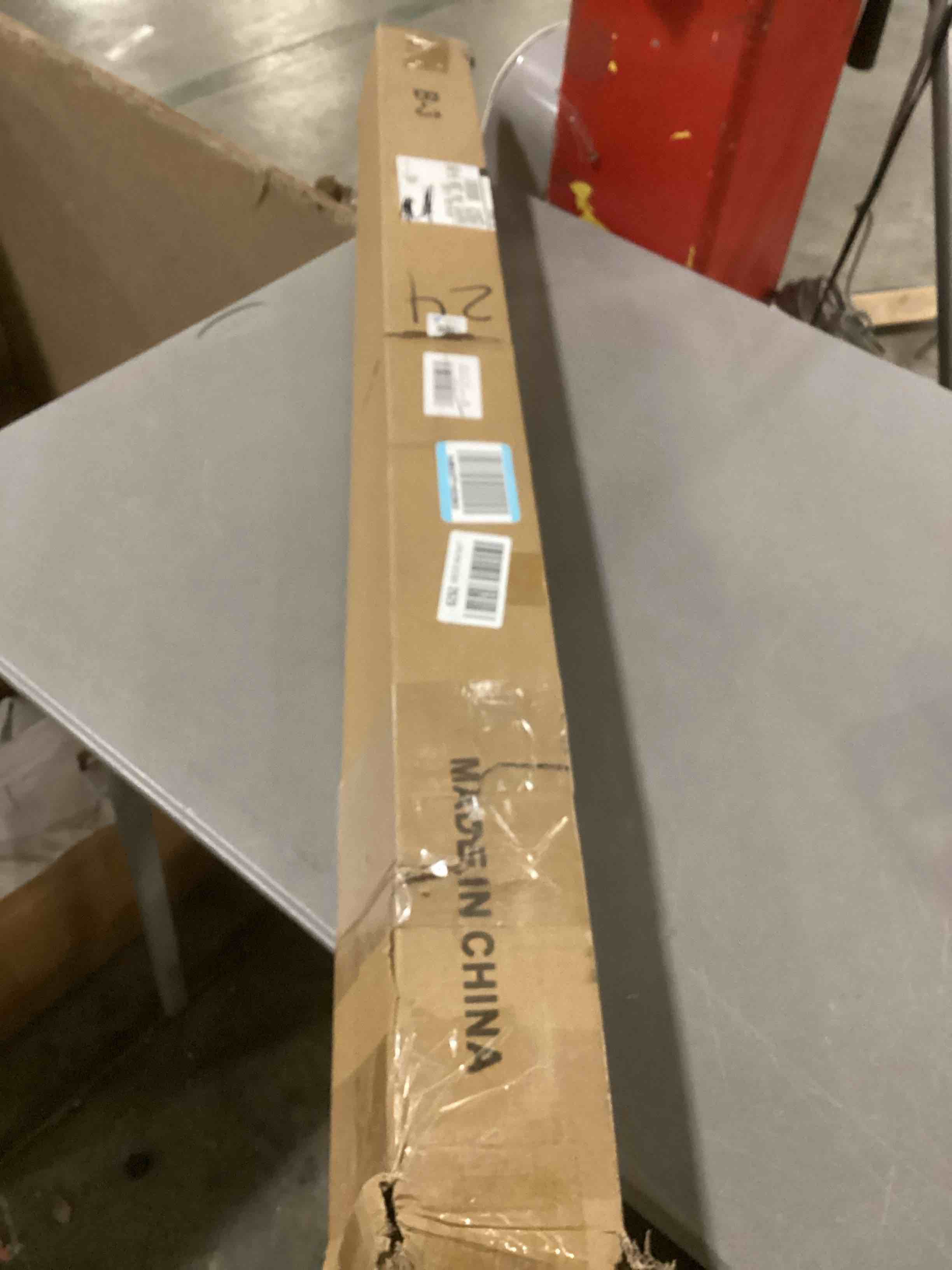 https://s3.amazonaws.com/lotting-images-prod/bidfta/GRA1625592_1744397716499.jpeg