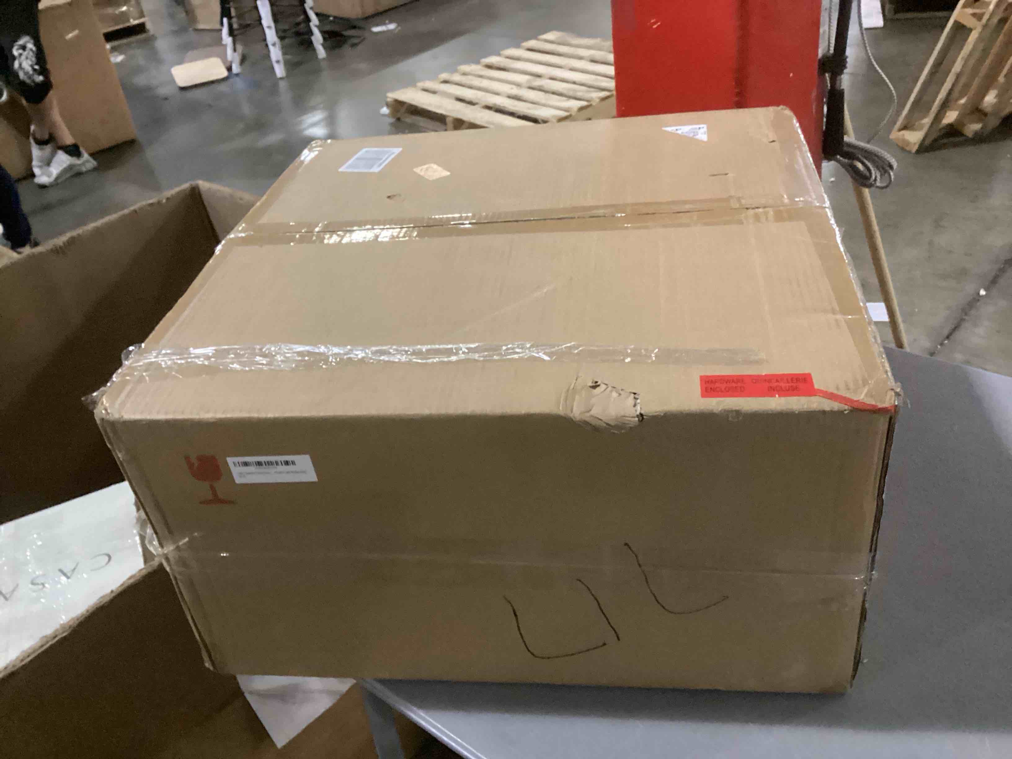 https://s3.amazonaws.com/lotting-images-prod/bidfta/GRA1625724_1744653277042.jpeg