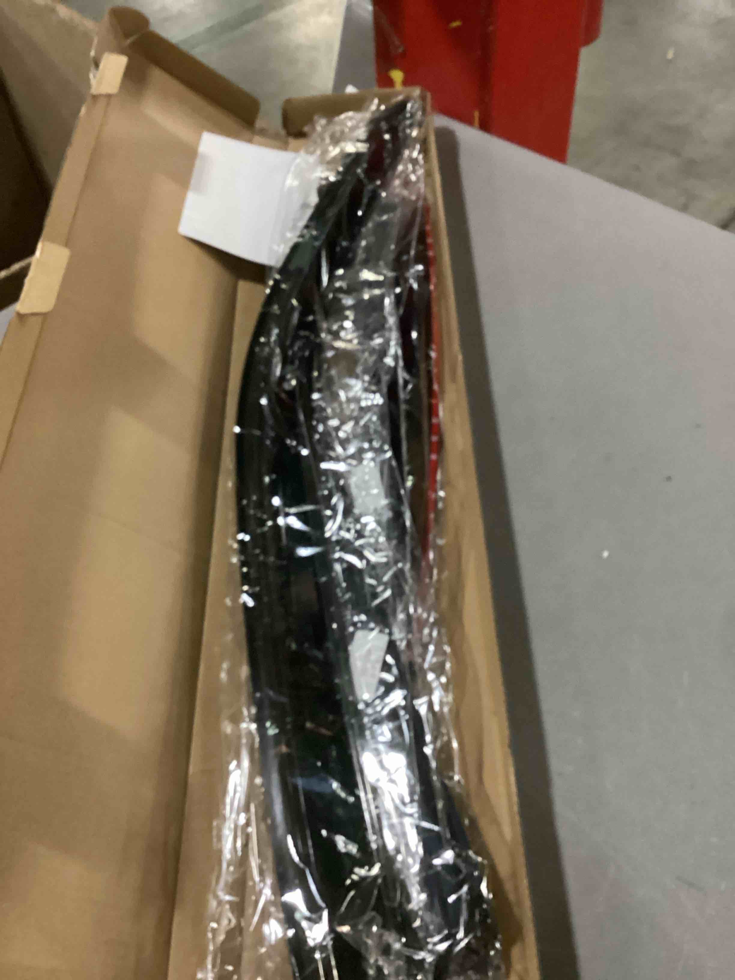 https://s3.amazonaws.com/lotting-images-prod/bidfta/GRA1626517_1745434690208.jpeg