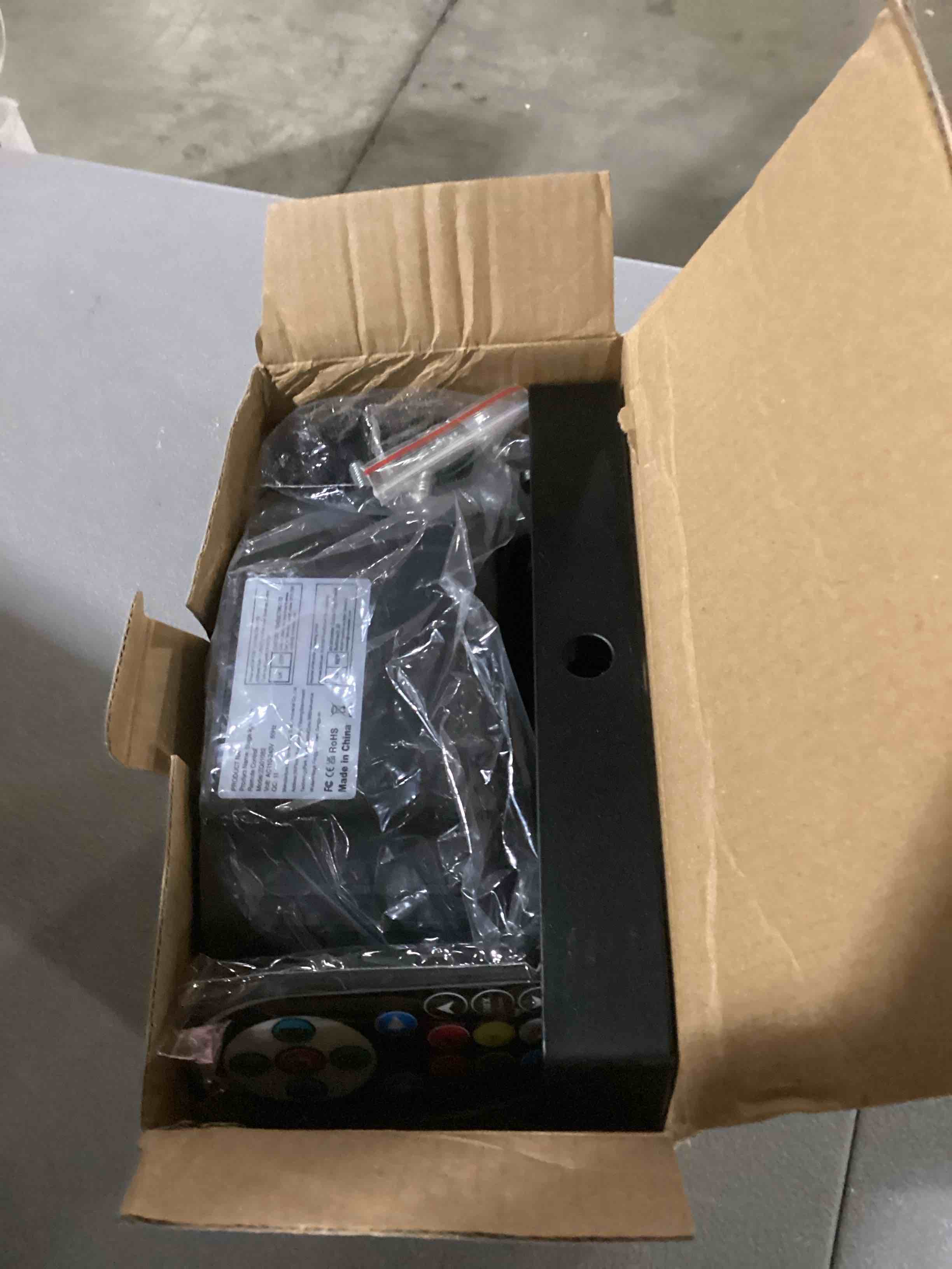 https://s3.amazonaws.com/lotting-images-prod/bidfta/GRA1626658_1745514732662.jpeg