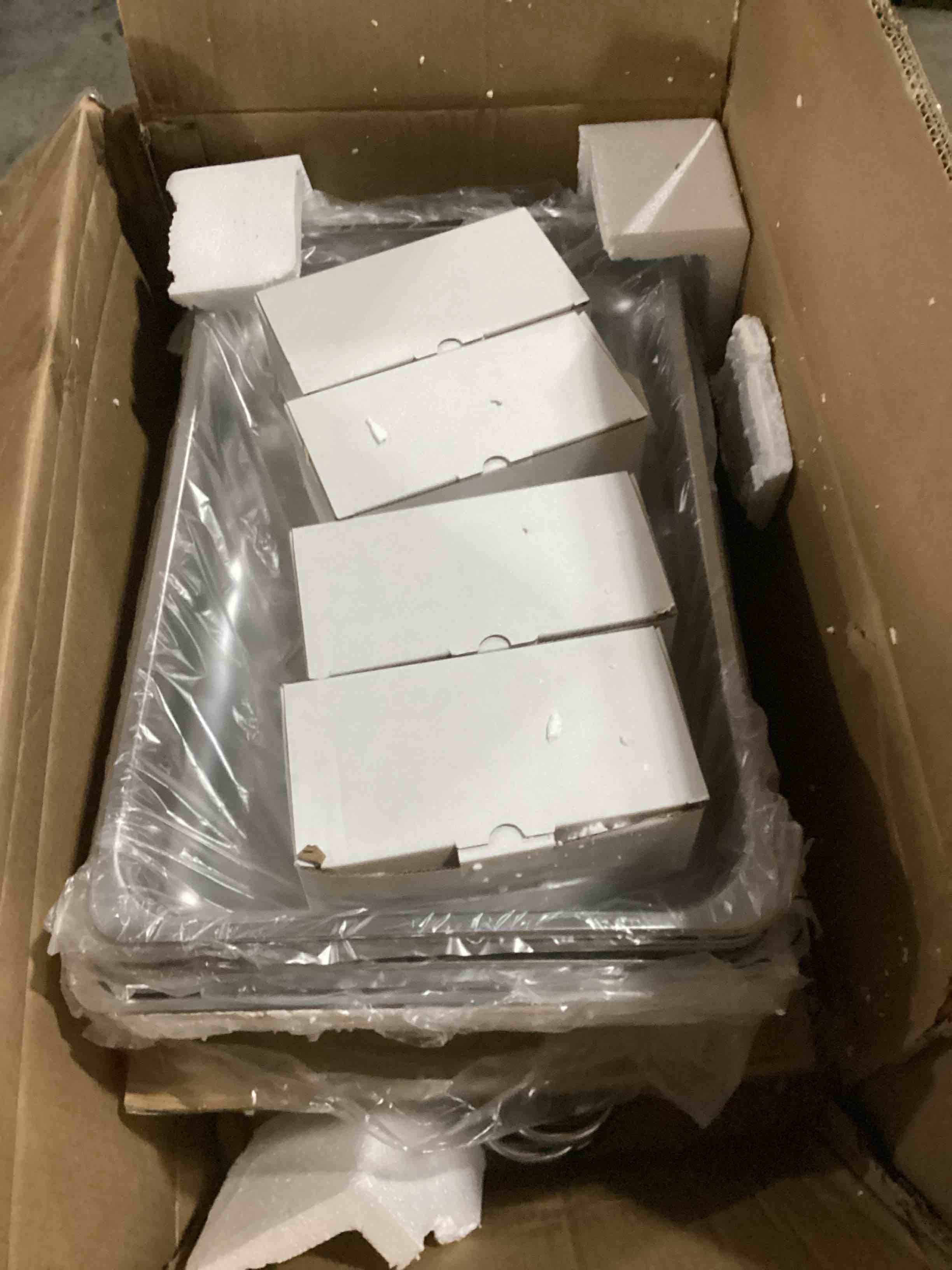https://s3.amazonaws.com/lotting-images-prod/bidfta/GRA1626659_1745514847137.jpeg