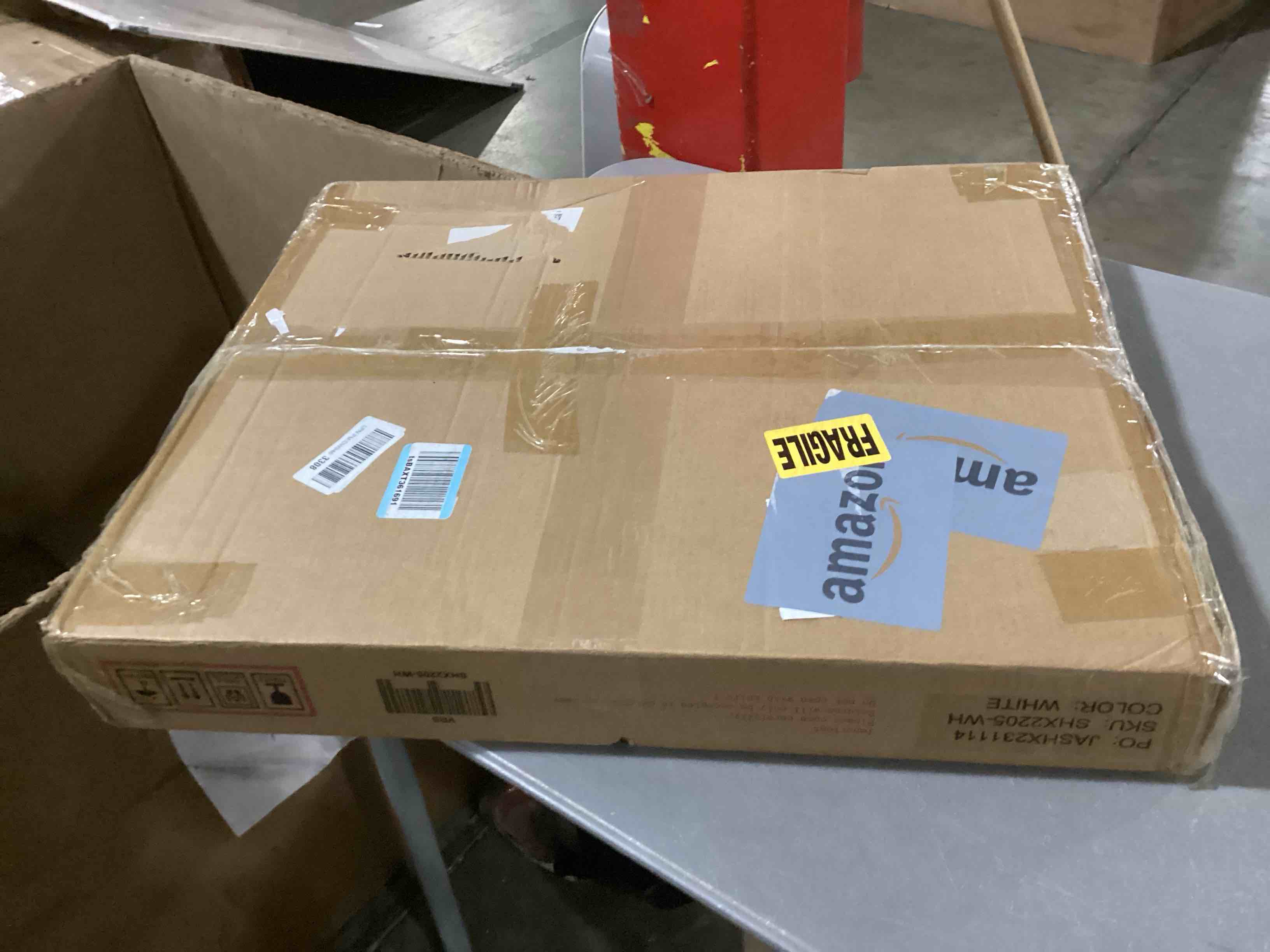 https://s3.amazonaws.com/lotting-images-prod/bidfta/GRA1626831_1745602820656.jpeg