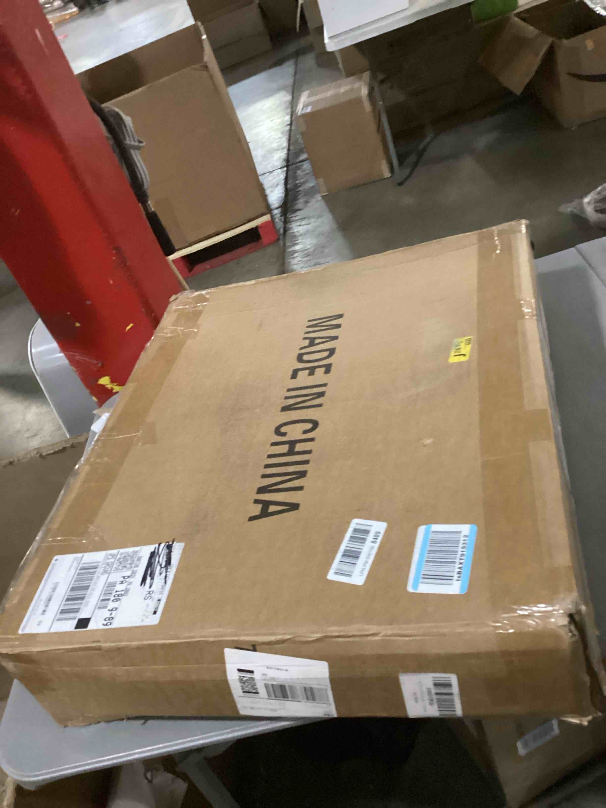 https://s3.amazonaws.com/lotting-images-prod/bidfta/GRA1626900_1745845160698.jpeg