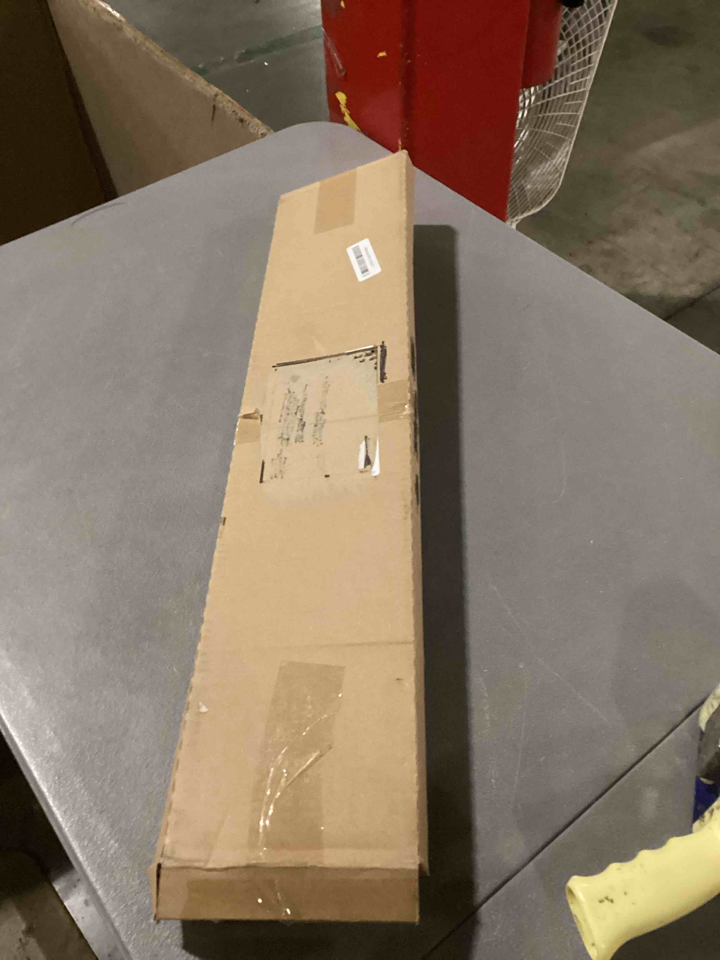 https://s3.amazonaws.com/lotting-images-prod/bidfta/GRA1626987_1745925491525.jpeg