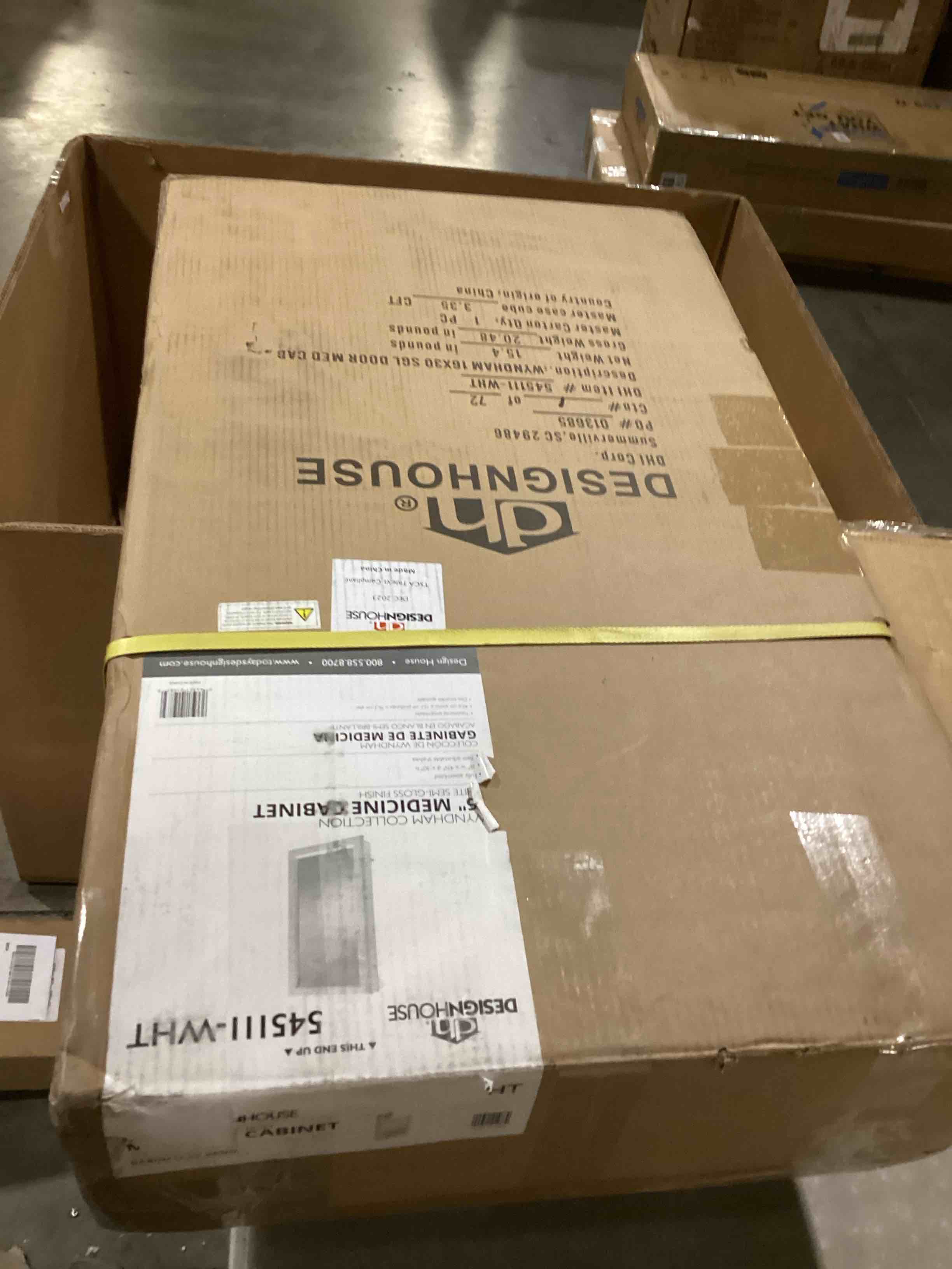 https://s3.amazonaws.com/lotting-images-prod/bidfta/GRA1628230_1744303131289.jpeg