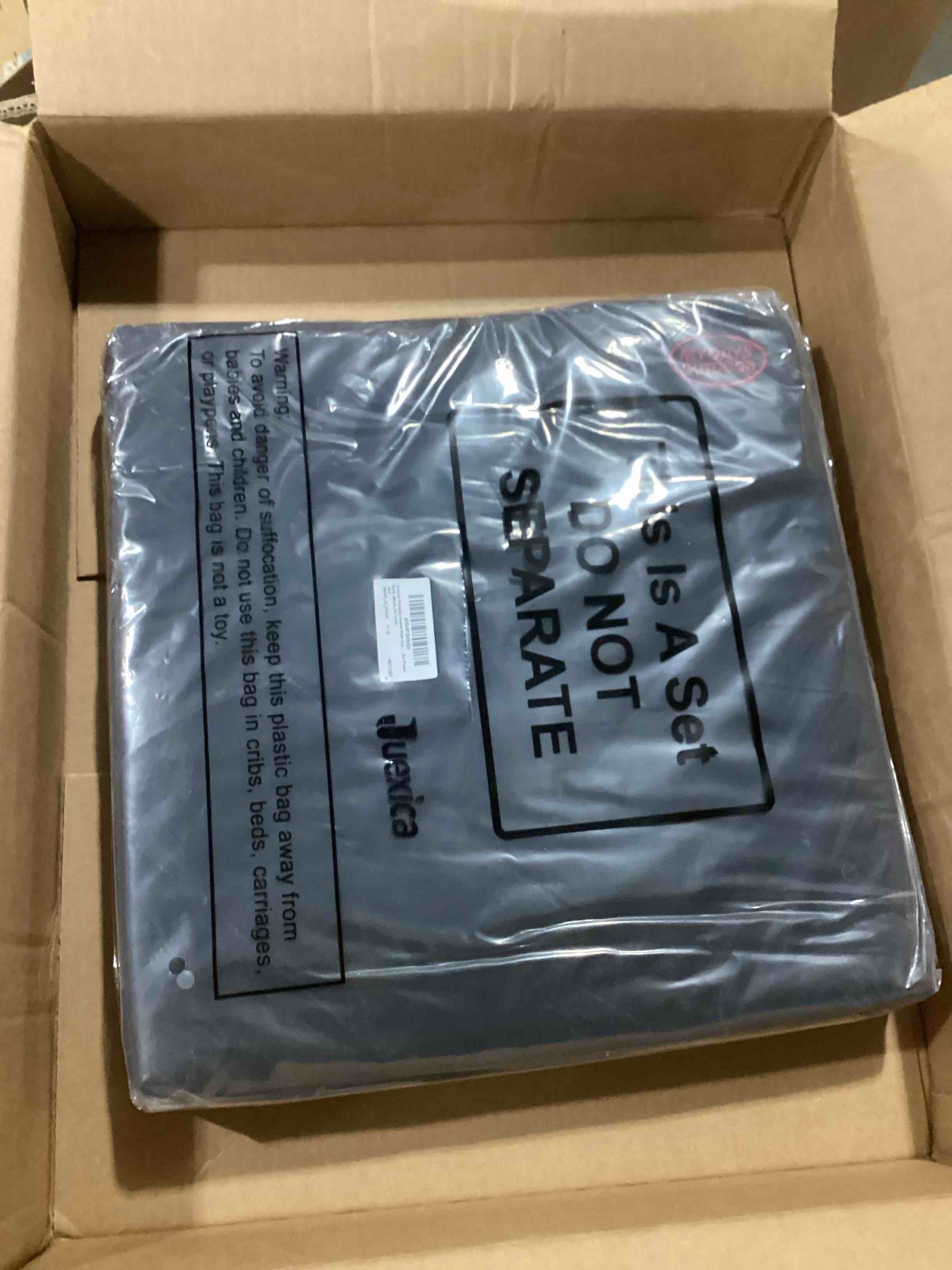 https://s3.amazonaws.com/lotting-images-prod/bidfta/GRA1629343_1745322108439.jpeg