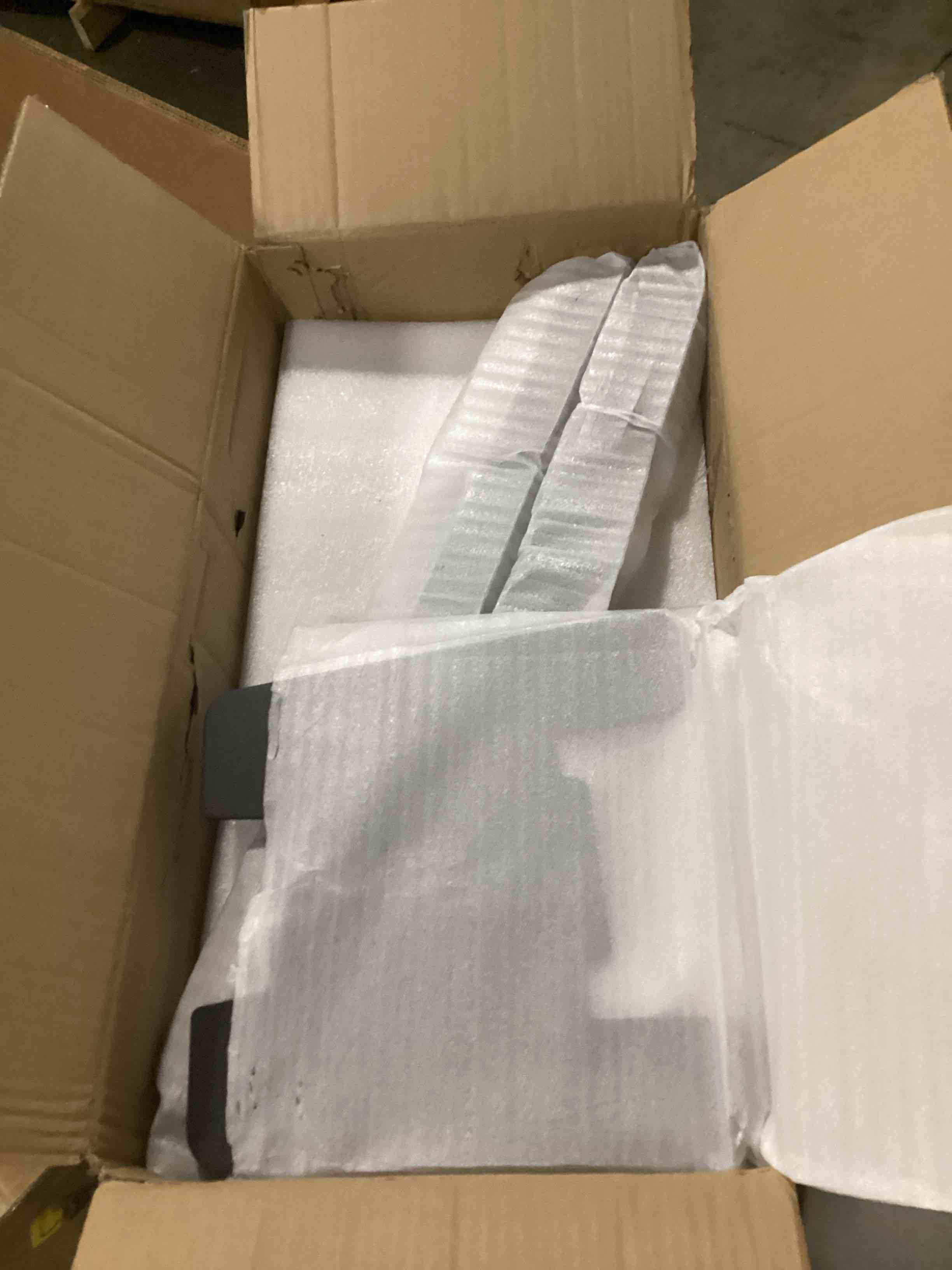 https://s3.amazonaws.com/lotting-images-prod/bidfta/GRA1629570_1745415392540.jpeg