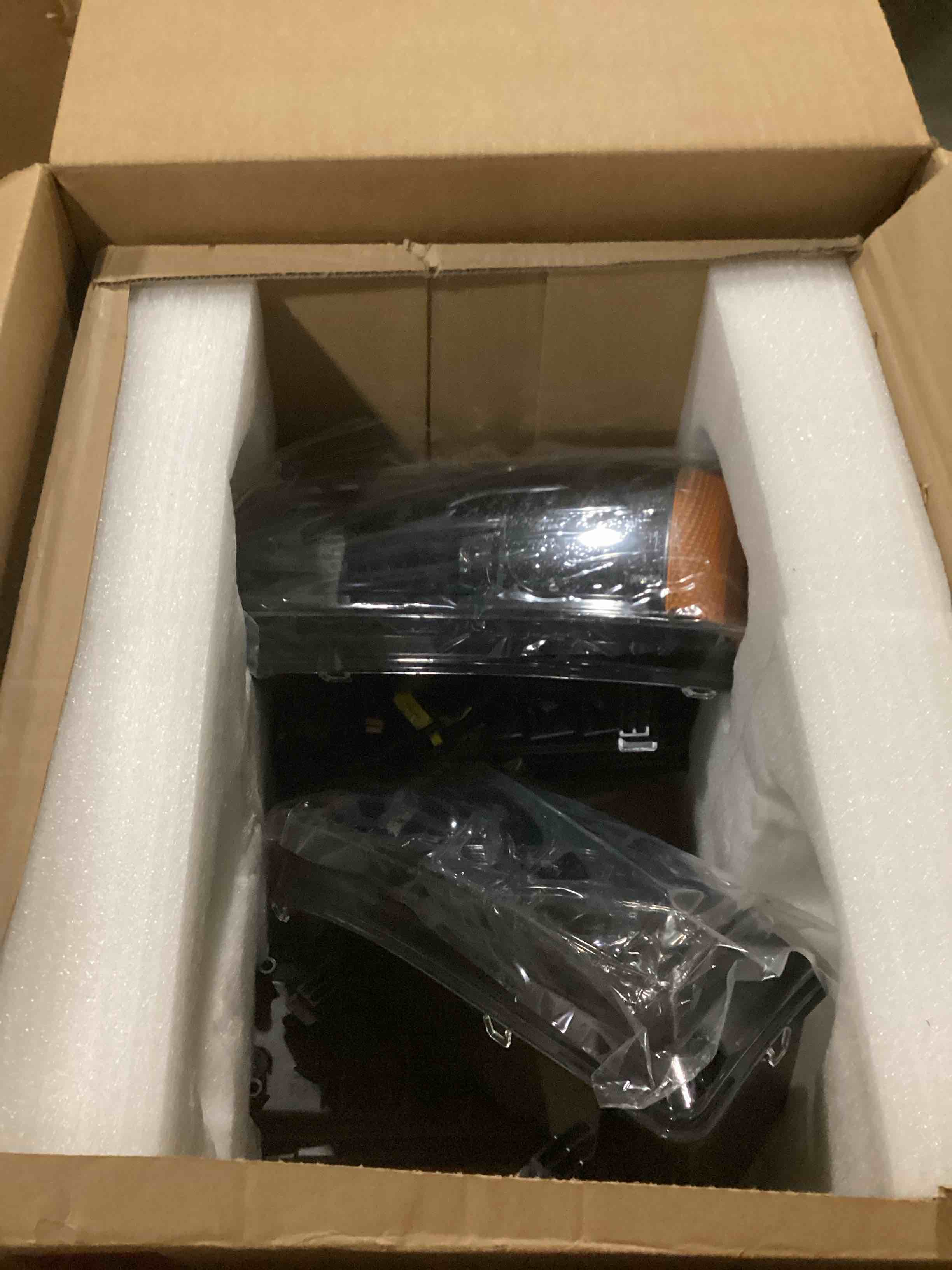 https://s3.amazonaws.com/lotting-images-prod/bidfta/GRA1629571_1745415491065.jpeg