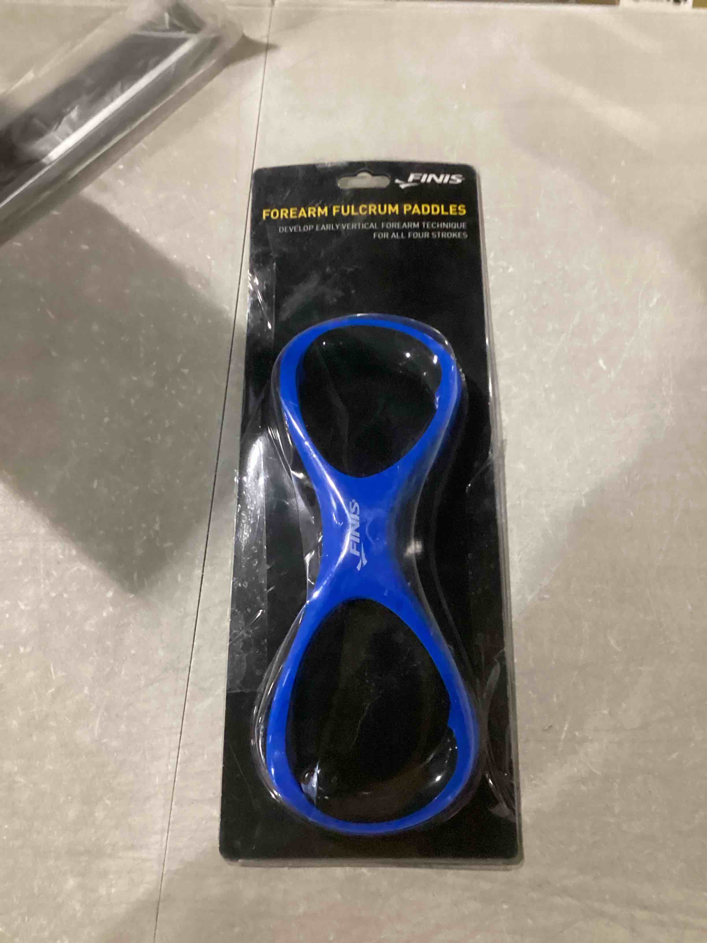 https://s3.amazonaws.com/lotting-images-prod/bidfta/GRA1629747_1745497910553.jpeg