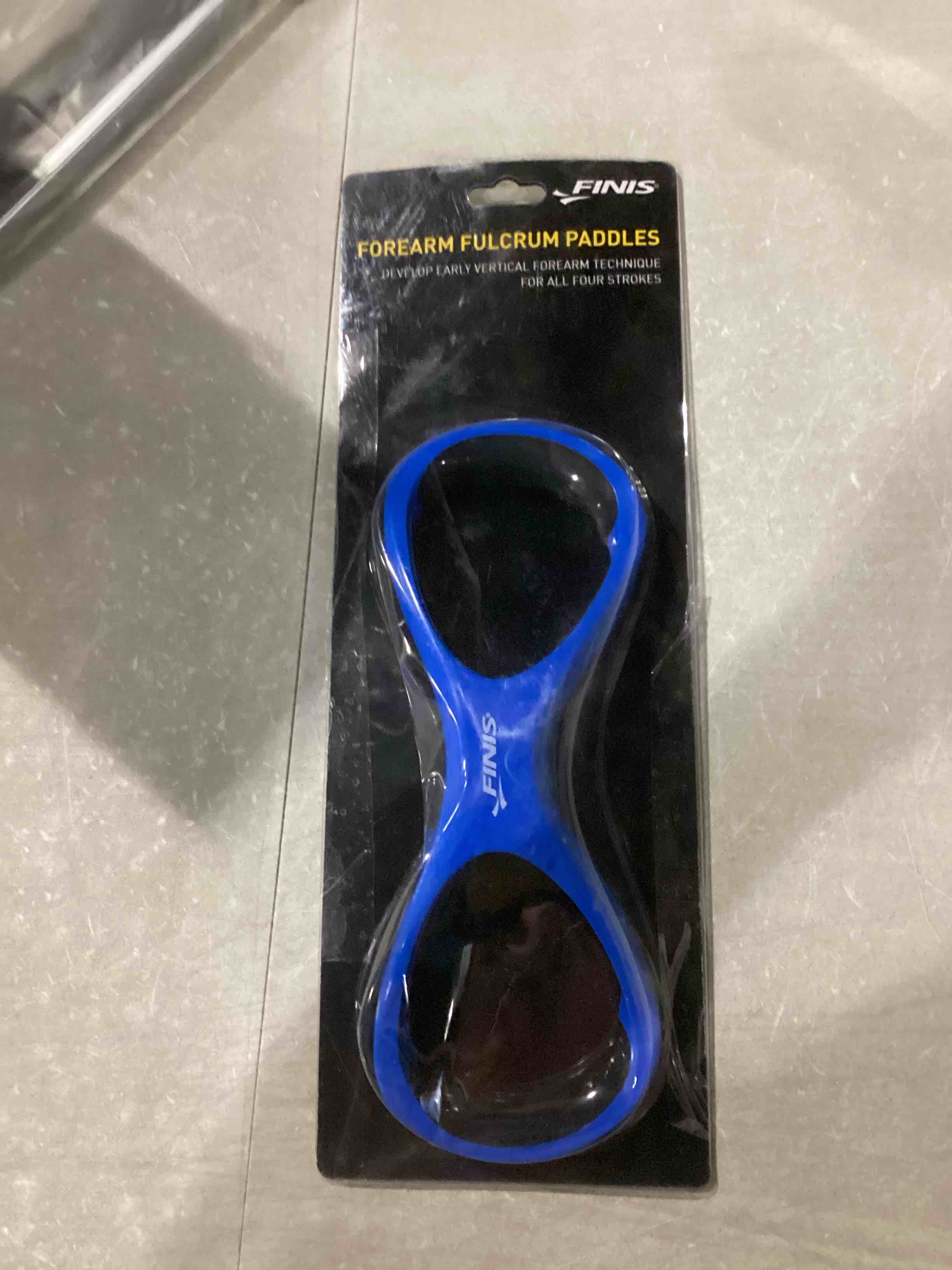 https://s3.amazonaws.com/lotting-images-prod/bidfta/GRA1629747_1745497911304.jpeg