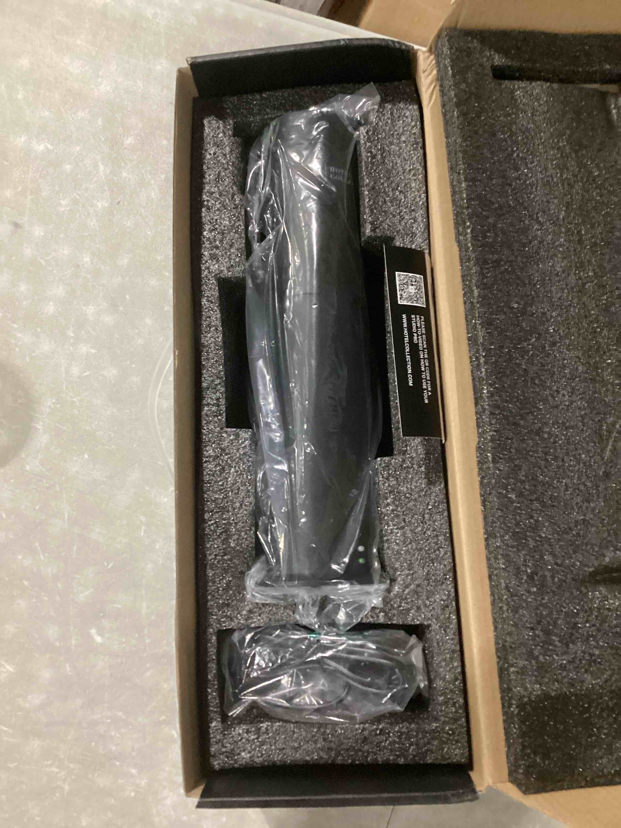 https://s3.amazonaws.com/lotting-images-prod/bidfta/GRA1629854_1745513172829.jpeg