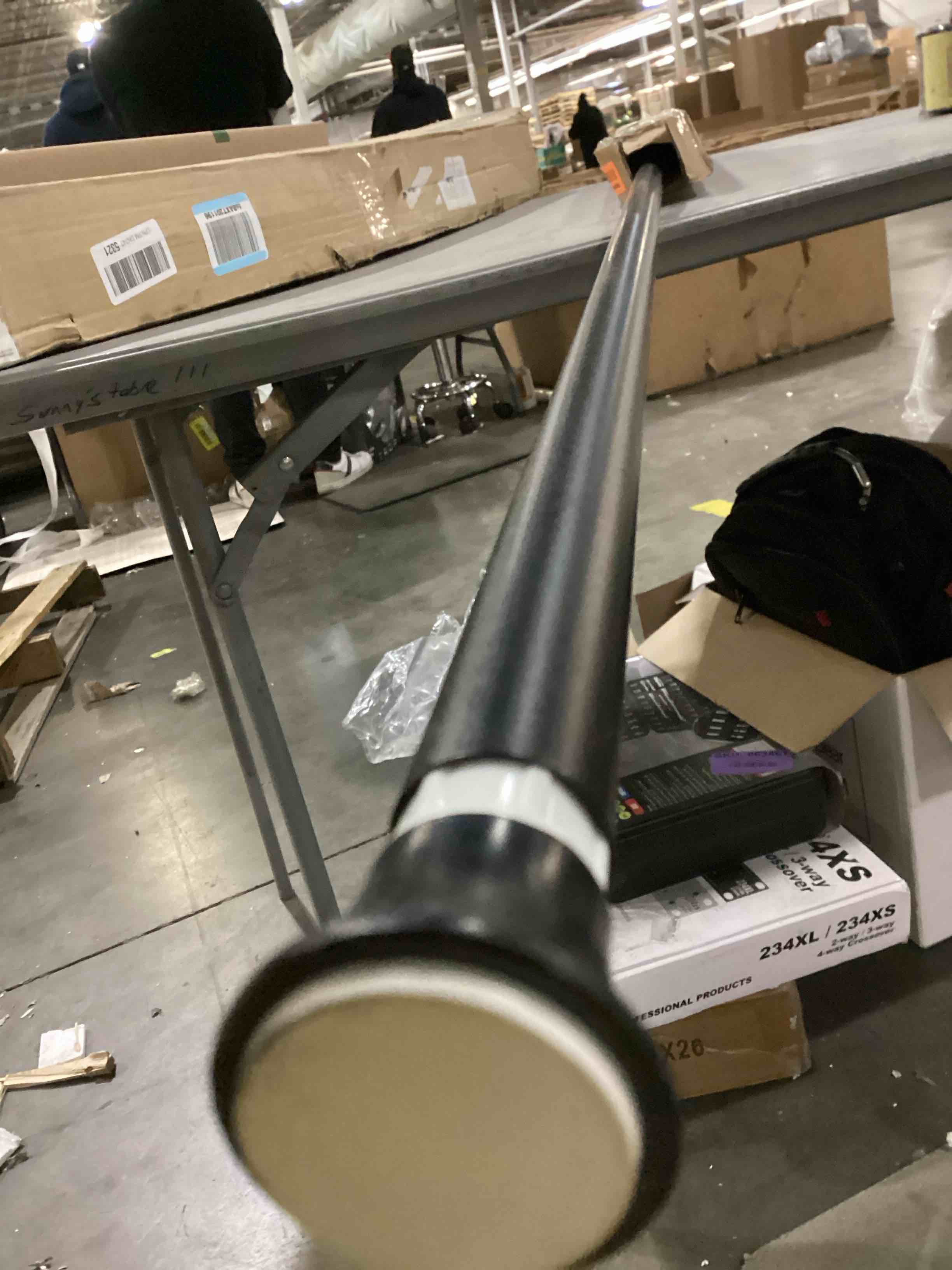 https://s3.amazonaws.com/lotting-images-prod/bidfta/GRA1630147_1739810373439.jpeg