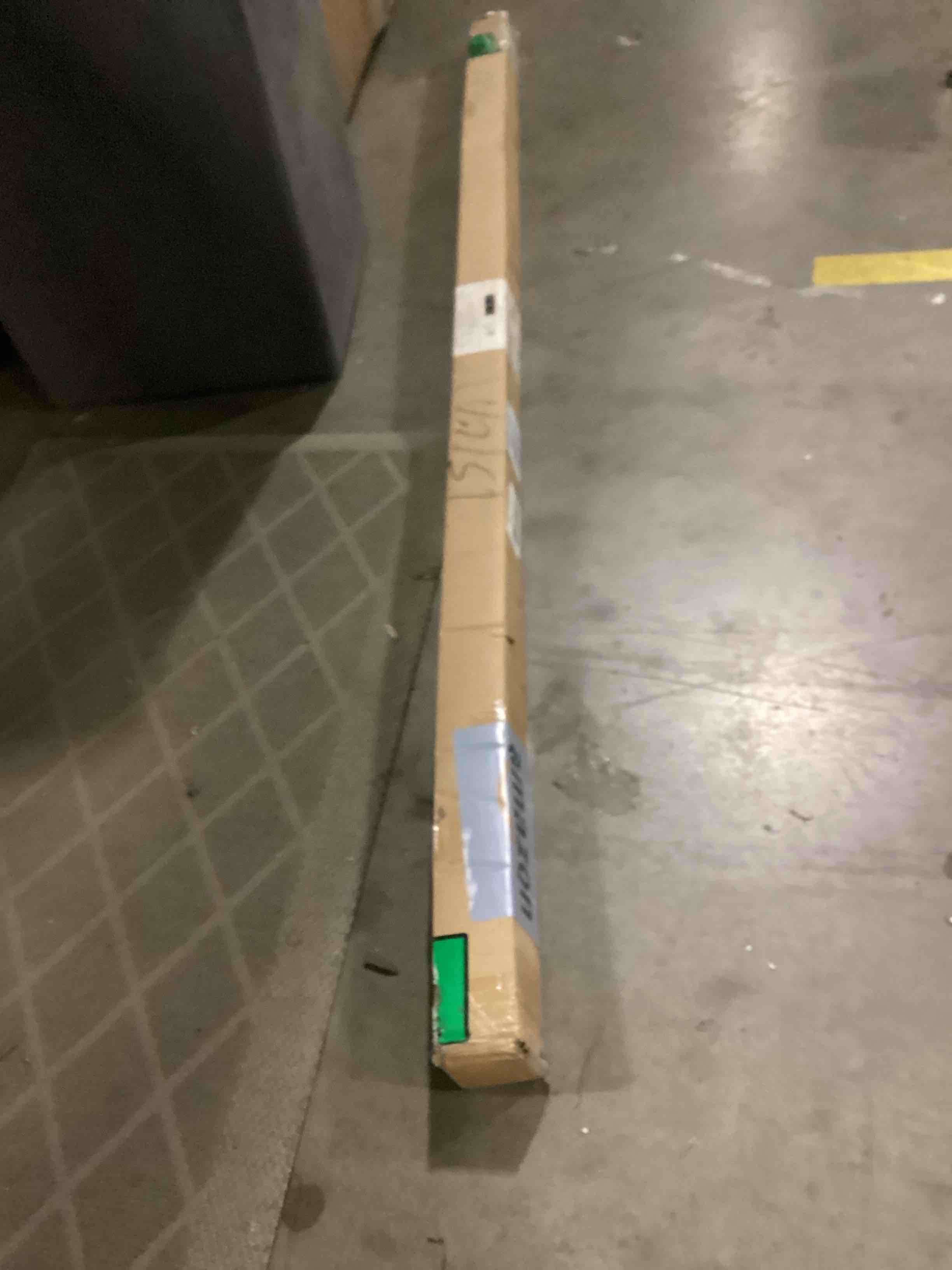 https://s3.amazonaws.com/lotting-images-prod/bidfta/GRA1630147_1739810454410.jpeg