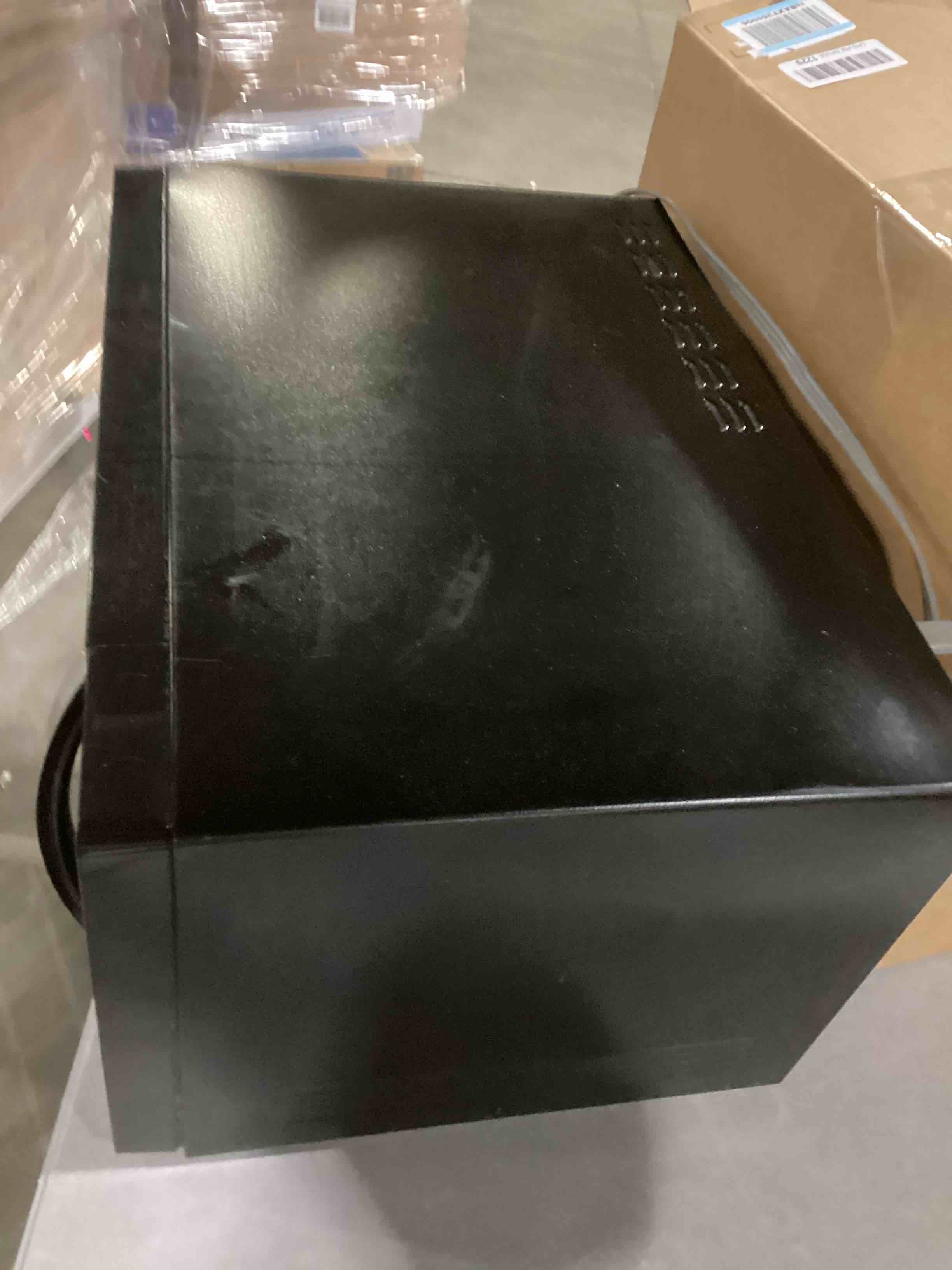 https://s3.amazonaws.com/lotting-images-prod/bidfta/GRA1631315_1741618684086.jpeg