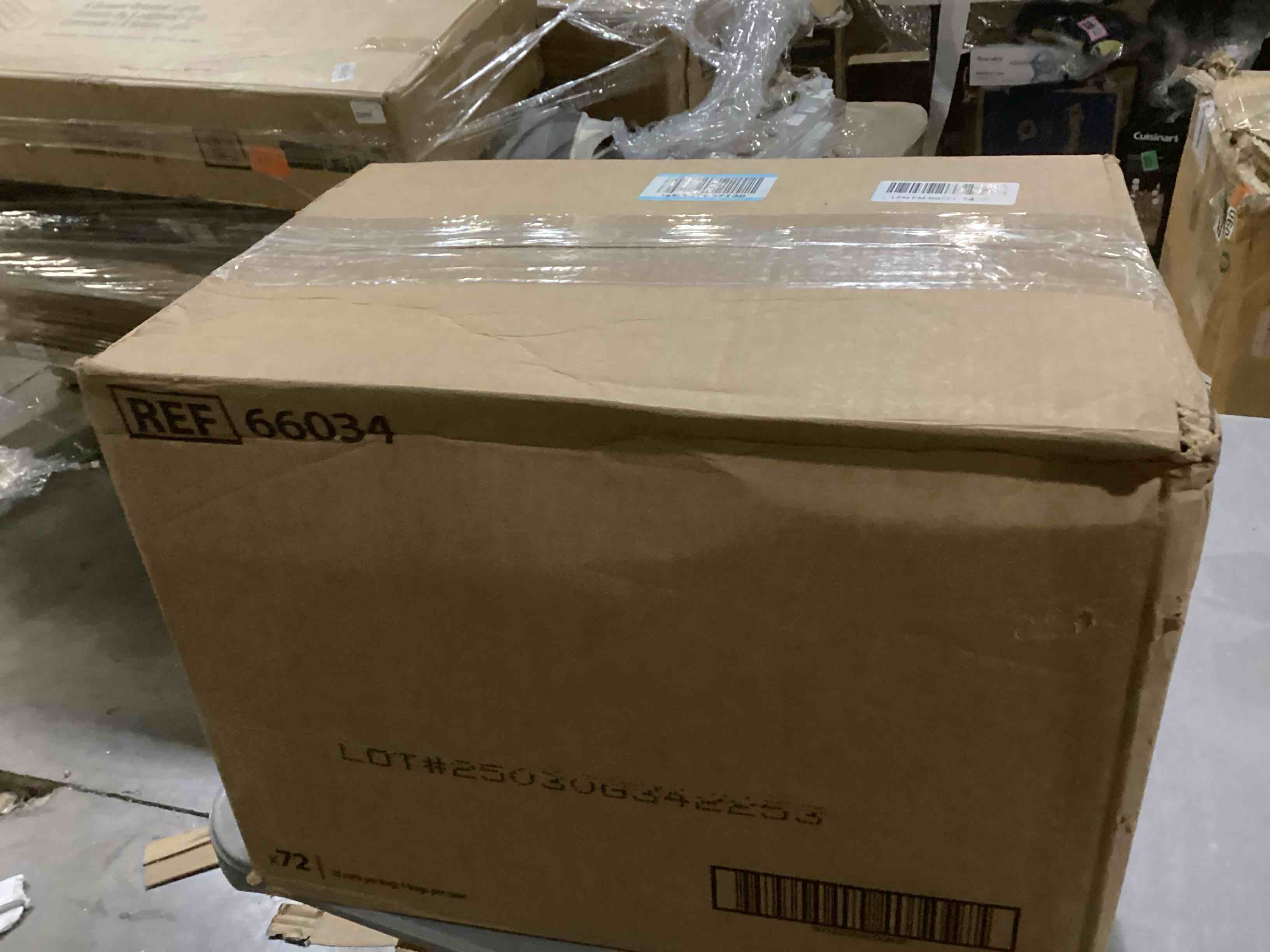 https://s3.amazonaws.com/lotting-images-prod/bidfta/GRA1631957_1742581199390.jpeg