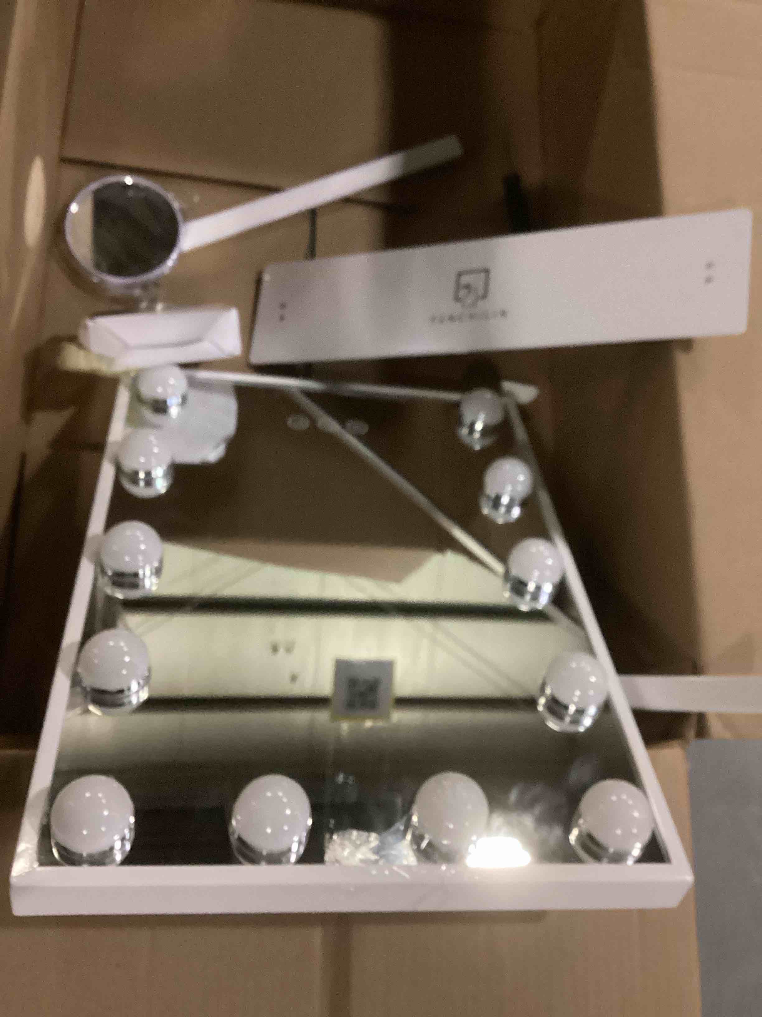 https://s3.amazonaws.com/lotting-images-prod/bidfta/GRA1631962_1742581800763.jpeg