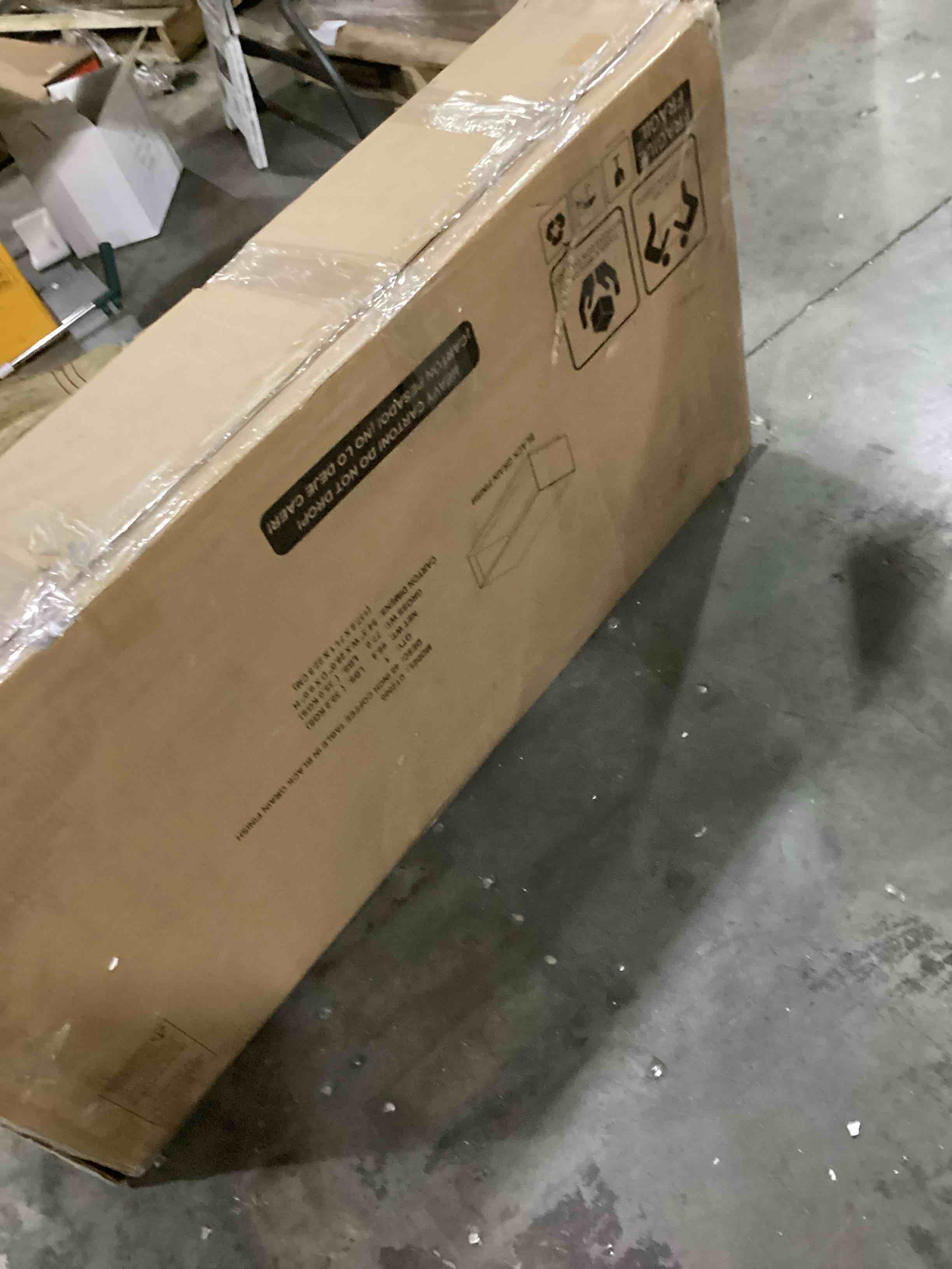 https://s3.amazonaws.com/lotting-images-prod/bidfta/GRA1633684_1744371894180.jpeg