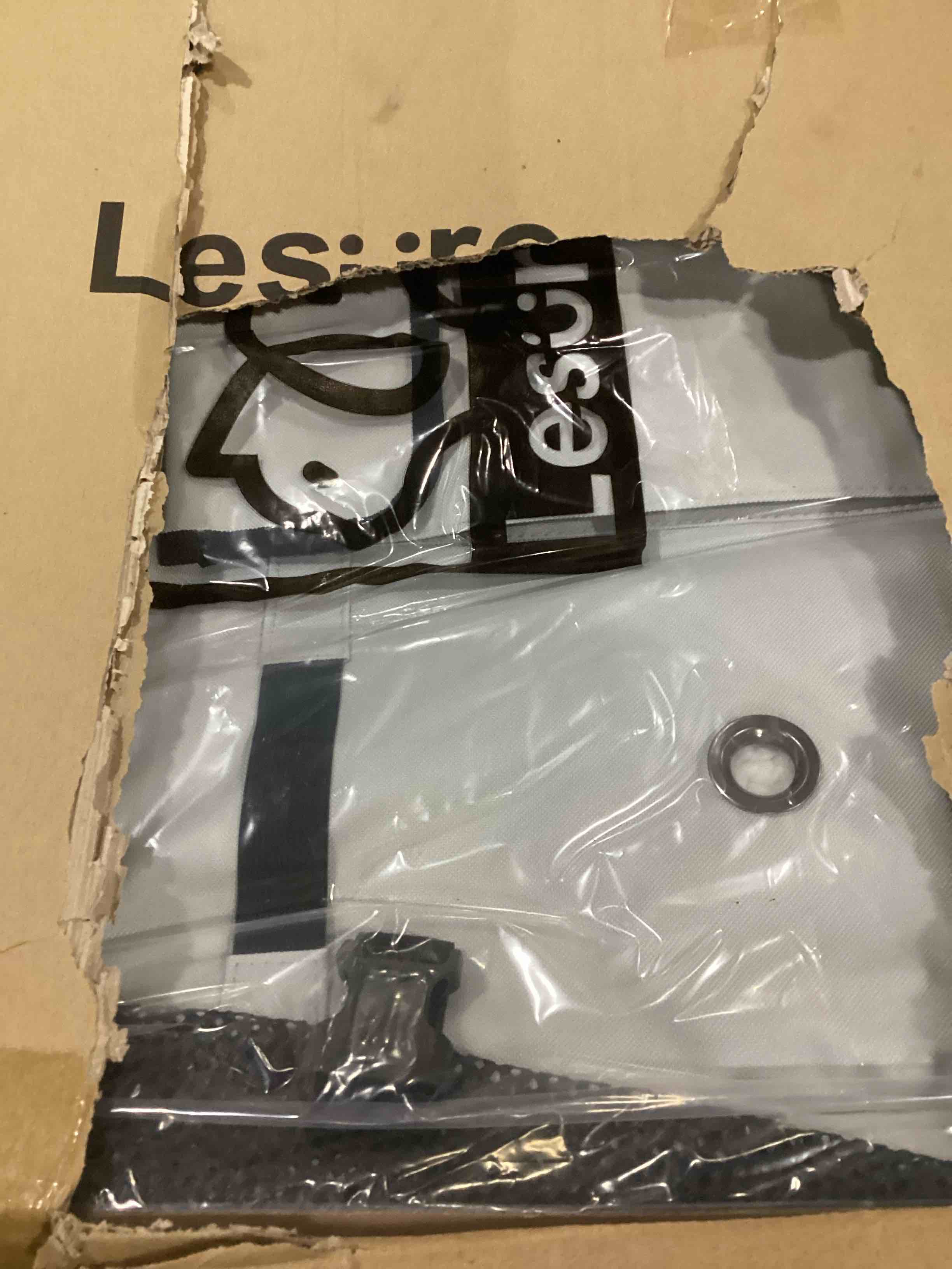 https://s3.amazonaws.com/lotting-images-prod/bidfta/GRA1633732_1744386241981.jpeg