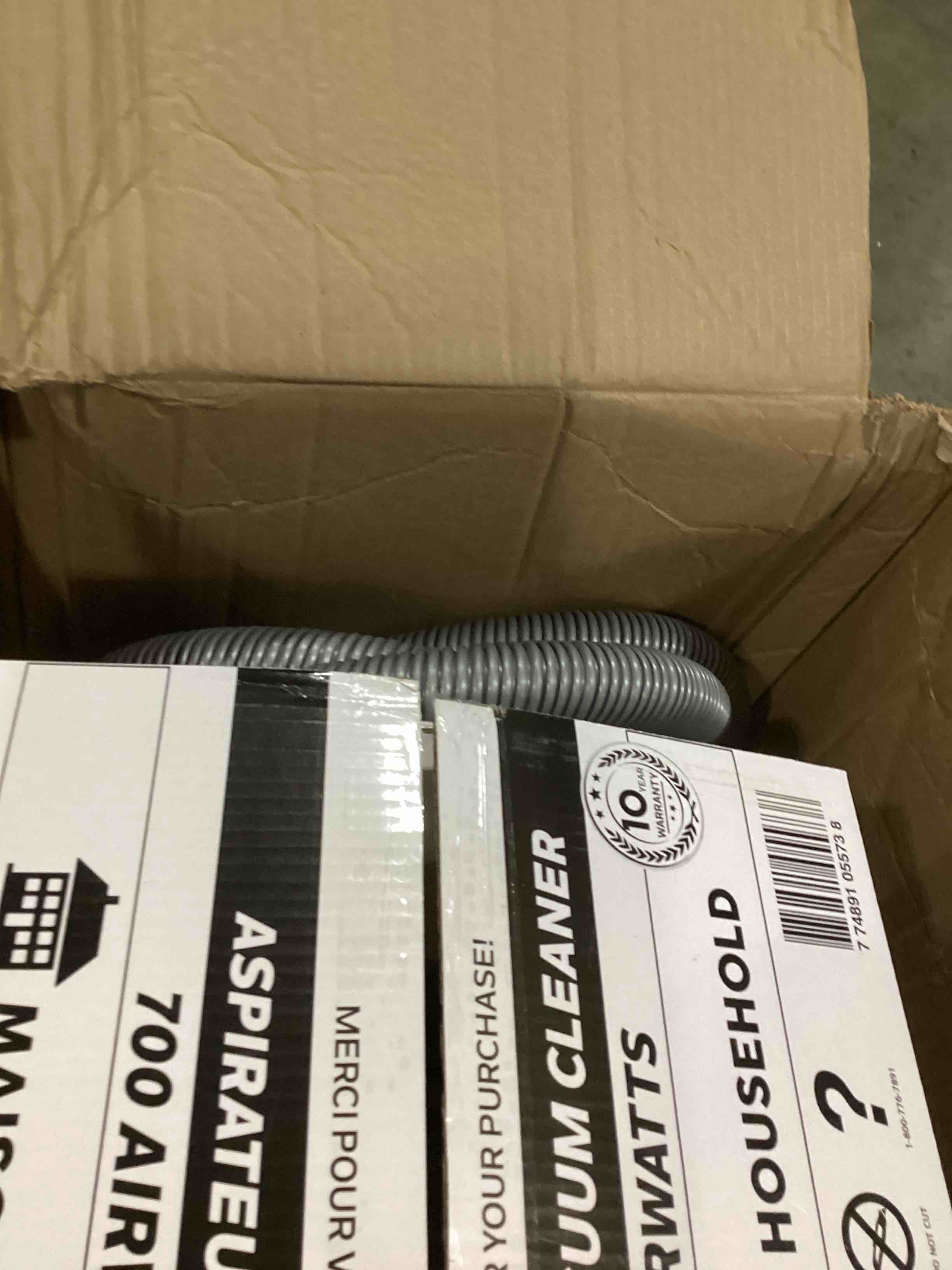 https://s3.amazonaws.com/lotting-images-prod/bidfta/GRA1634451_1745601793569.jpeg