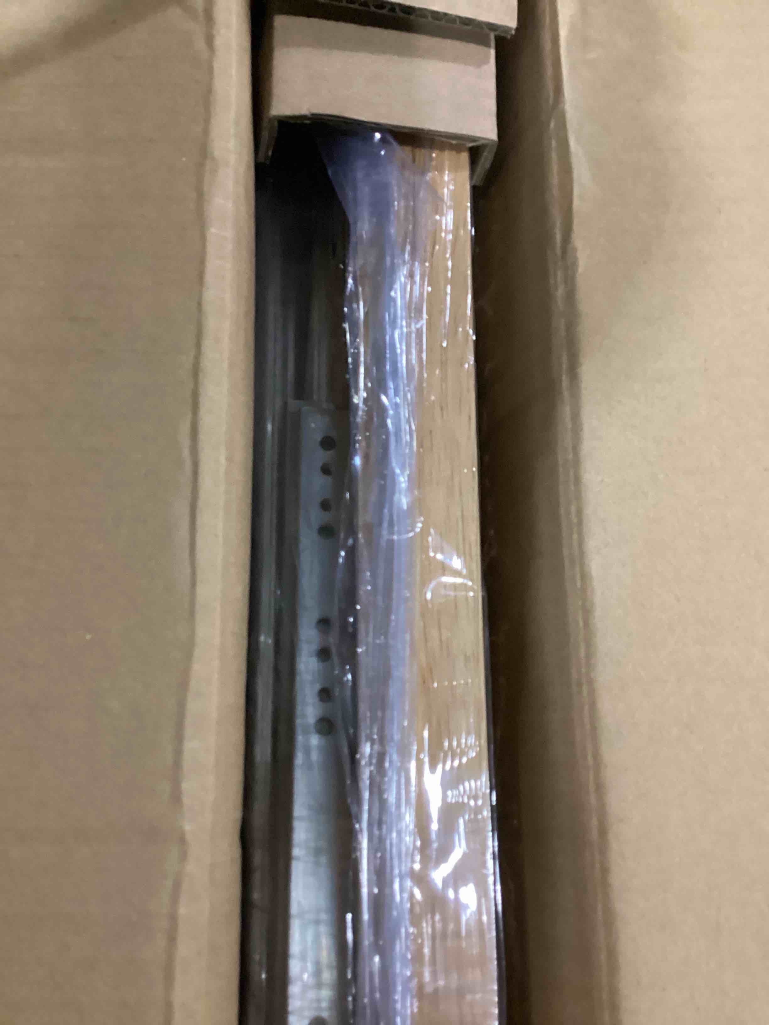 https://s3.amazonaws.com/lotting-images-prod/bidfta/GRA1634471_1745839400827.jpeg