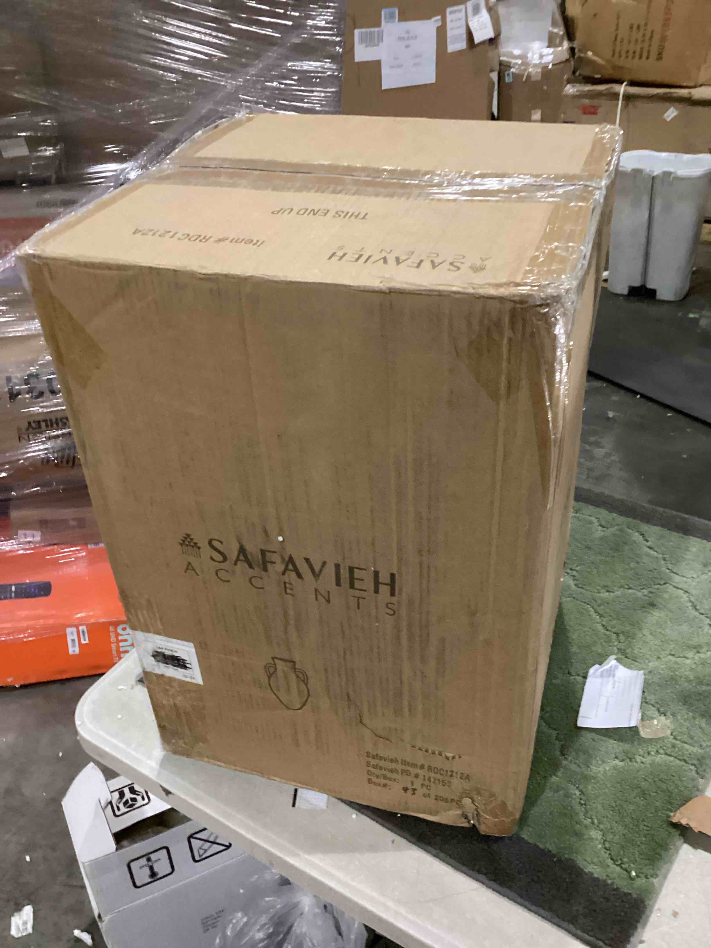 https://s3.amazonaws.com/lotting-images-prod/bidfta/GRA1634711_1746032334388.jpeg