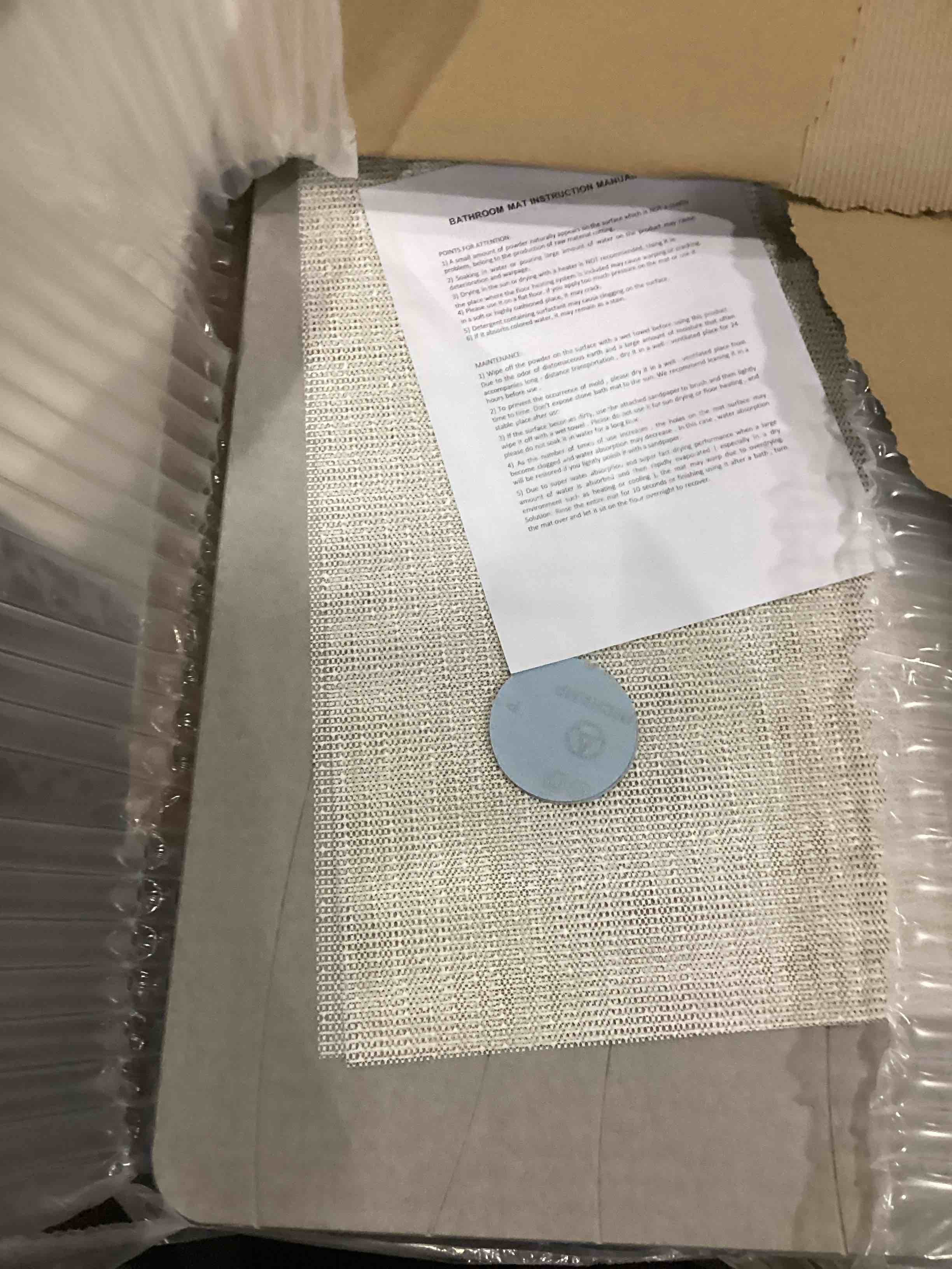 https://s3.amazonaws.com/lotting-images-prod/bidfta/GRA1634981_1746466168886.jpeg