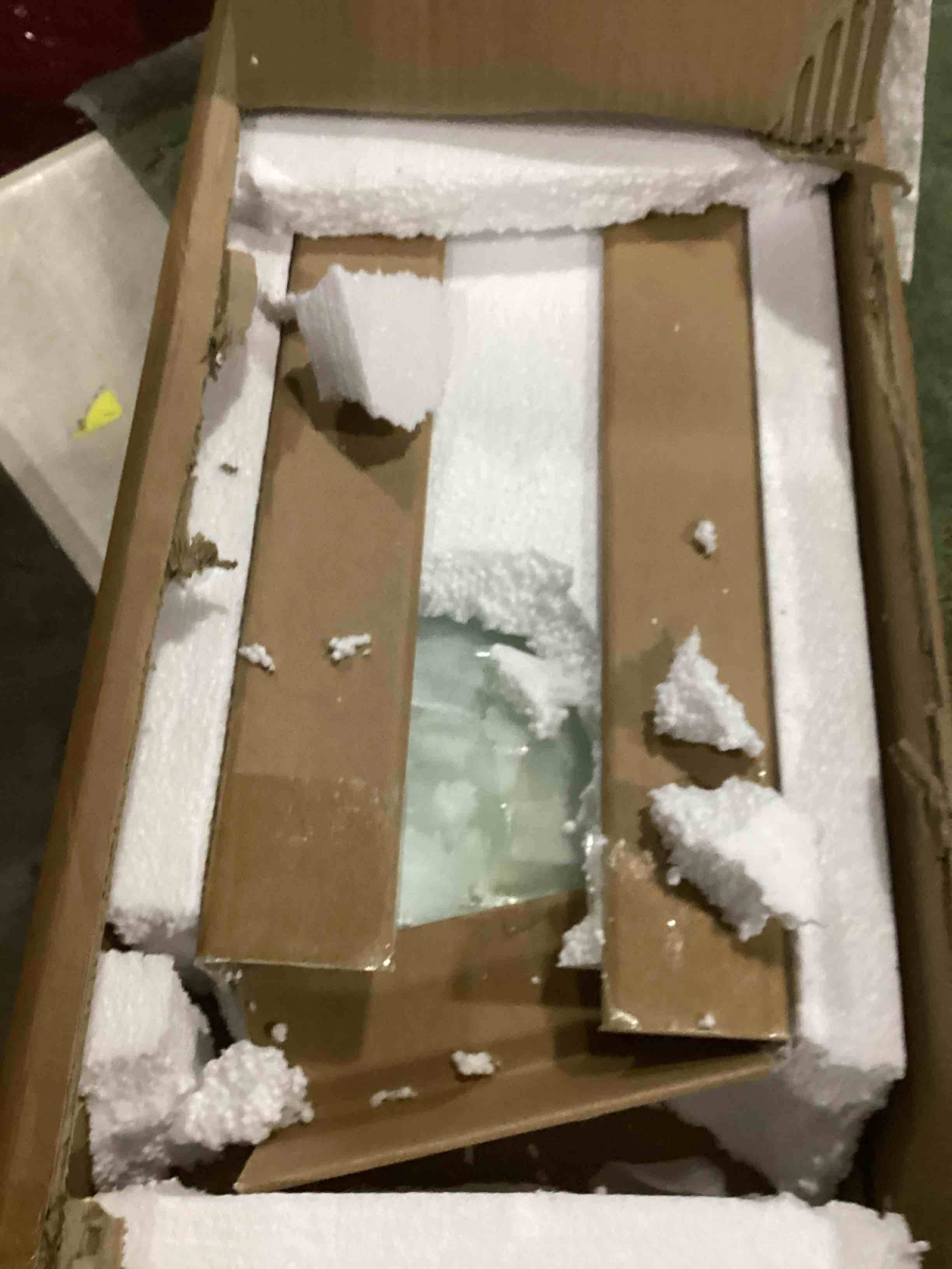 https://s3.amazonaws.com/lotting-images-prod/bidfta/GRA1635366_1747141660690.jpeg