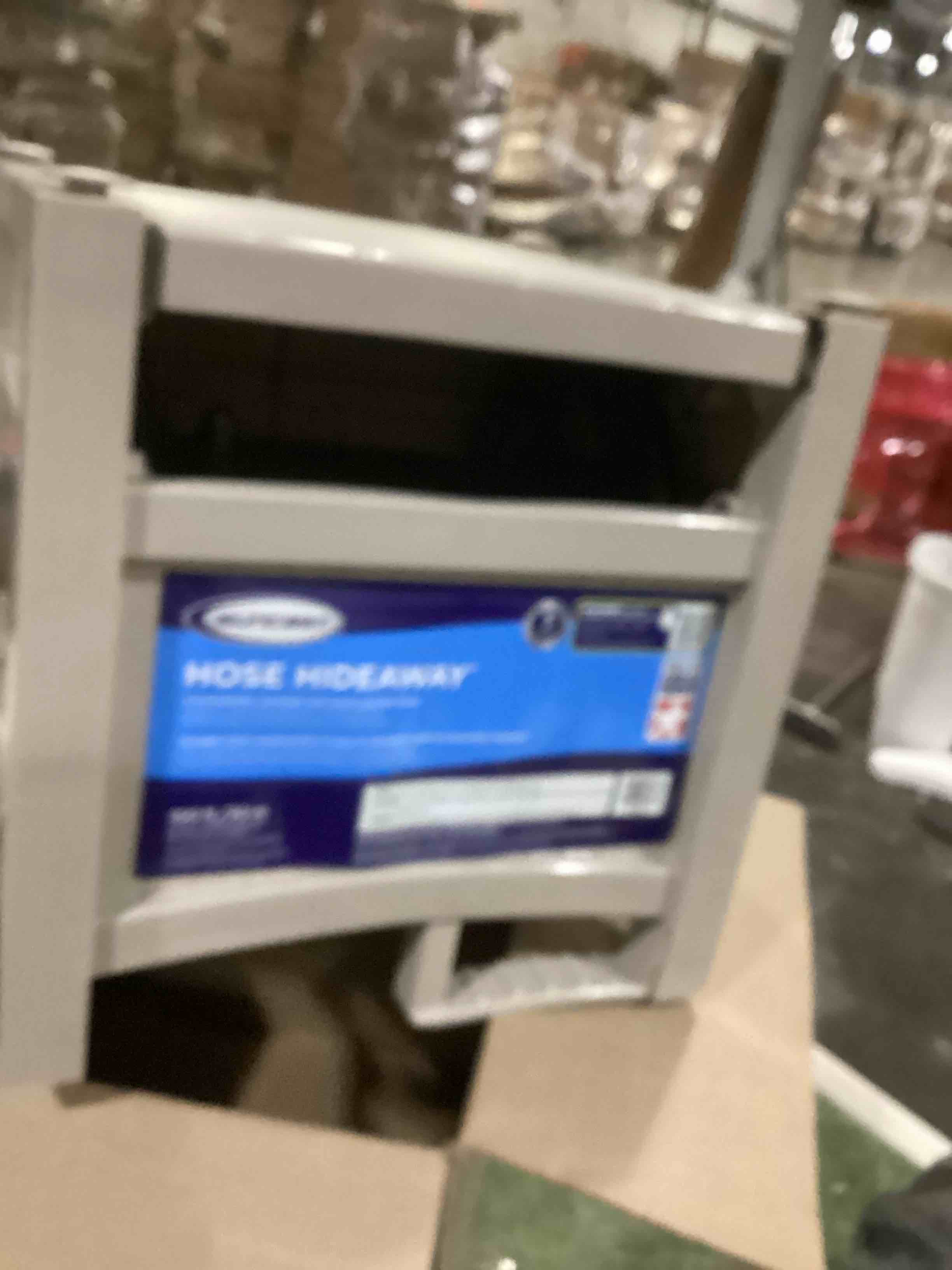 https://s3.amazonaws.com/lotting-images-prod/bidfta/GRA1635371_1747142373408.jpeg