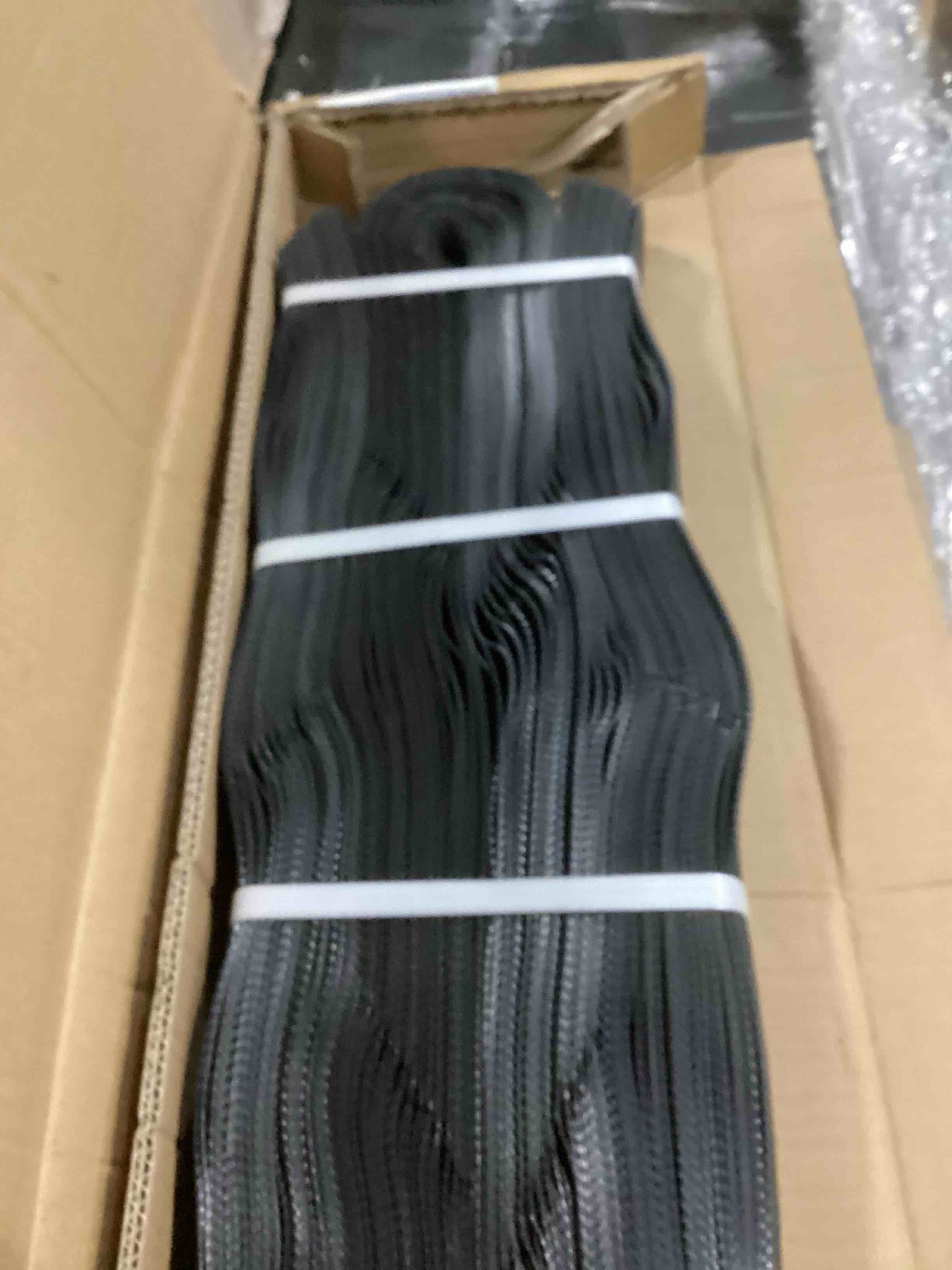 https://s3.amazonaws.com/lotting-images-prod/bidfta/GRA1635733_1747665880945.jpeg