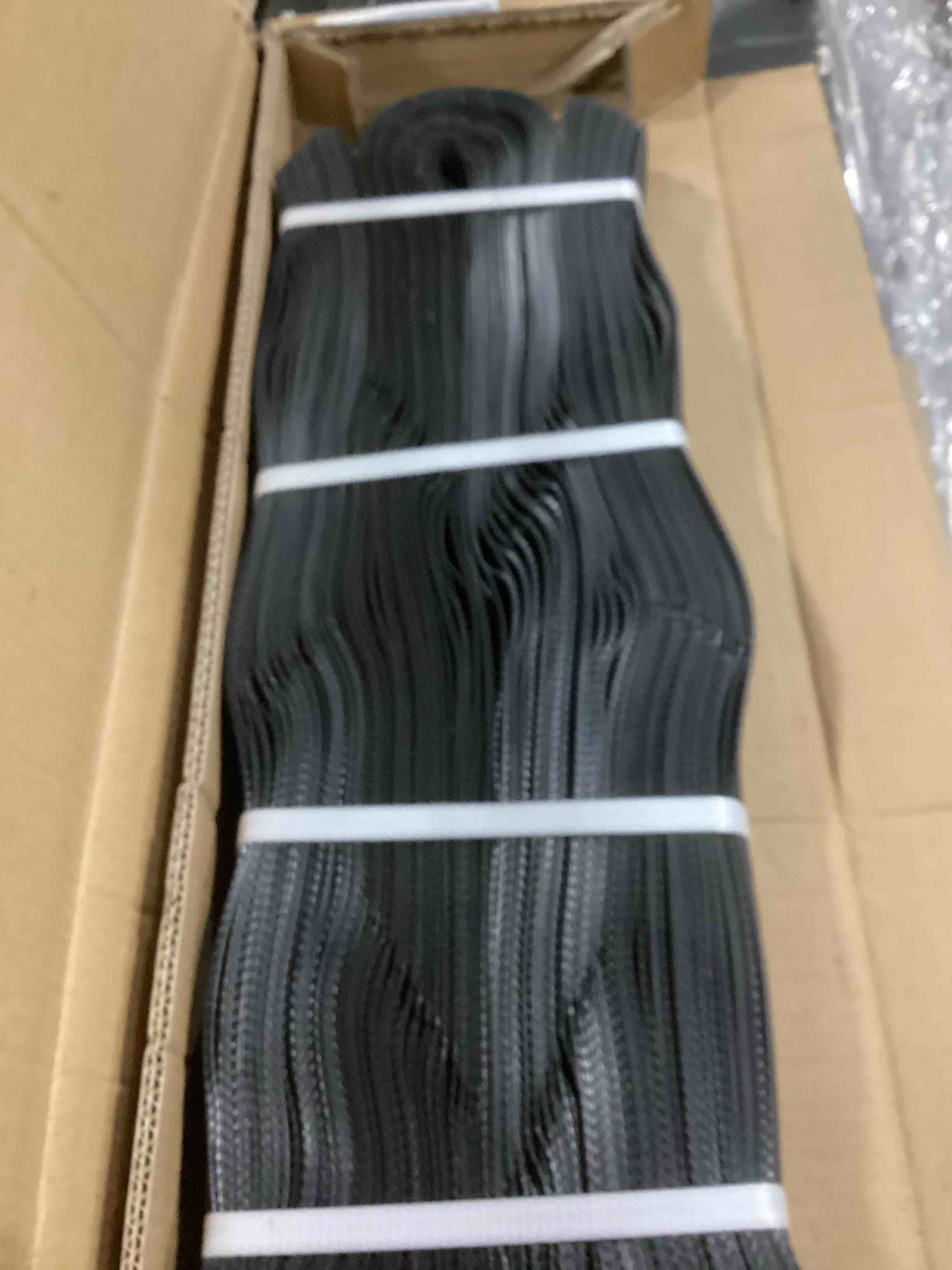 https://s3.amazonaws.com/lotting-images-prod/bidfta/GRA1635733_1747665881920.jpeg