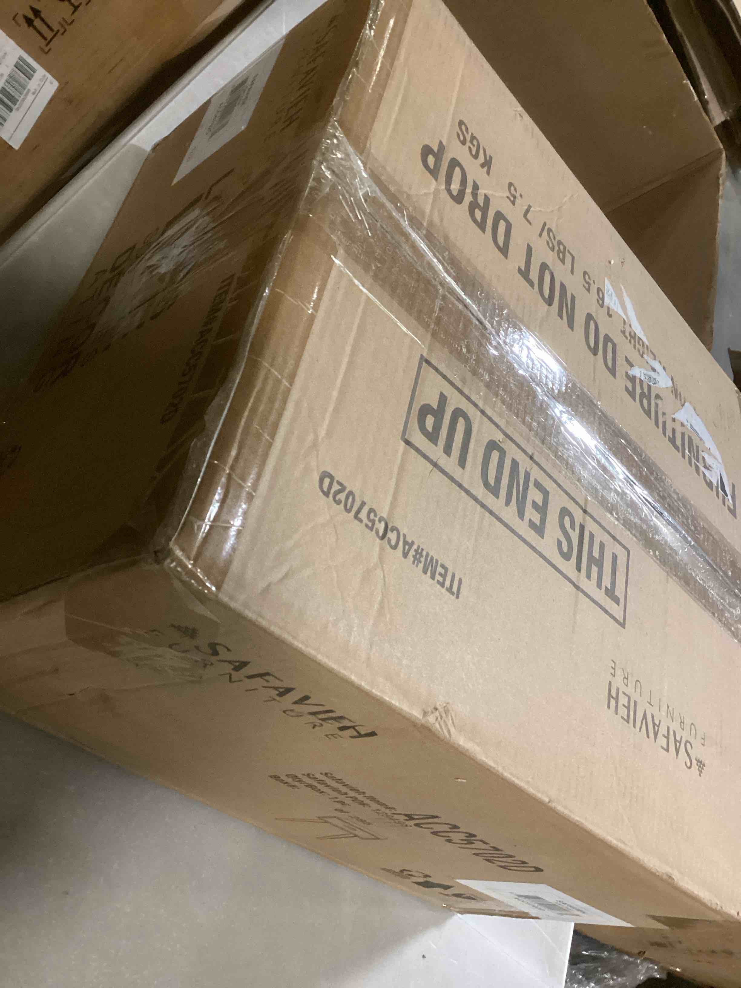 https://s3.amazonaws.com/lotting-images-prod/bidfta/GRA1636353_1742492614143.jpeg