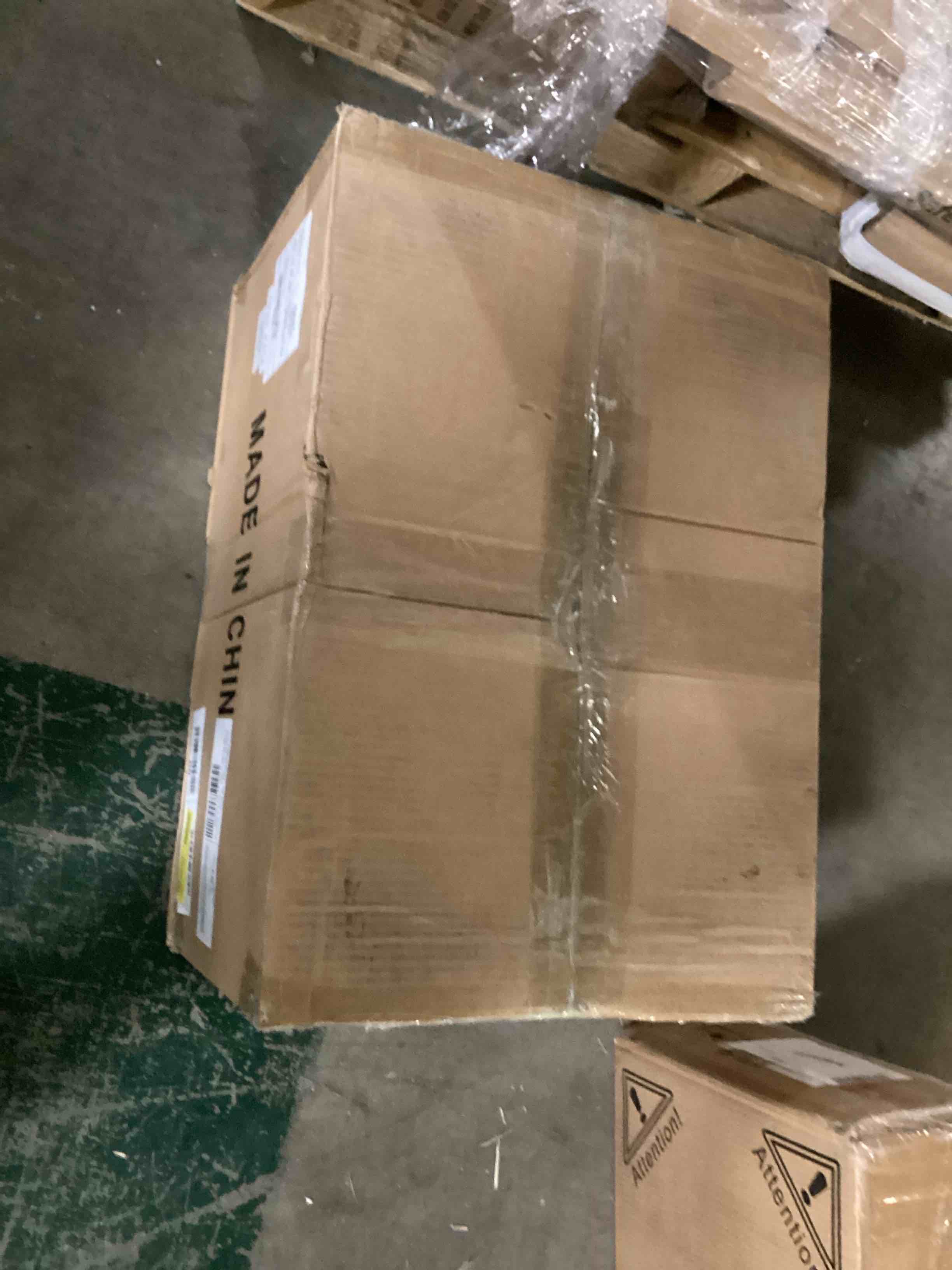 https://s3.amazonaws.com/lotting-images-prod/bidfta/GRA1636588_1742923655286.jpeg